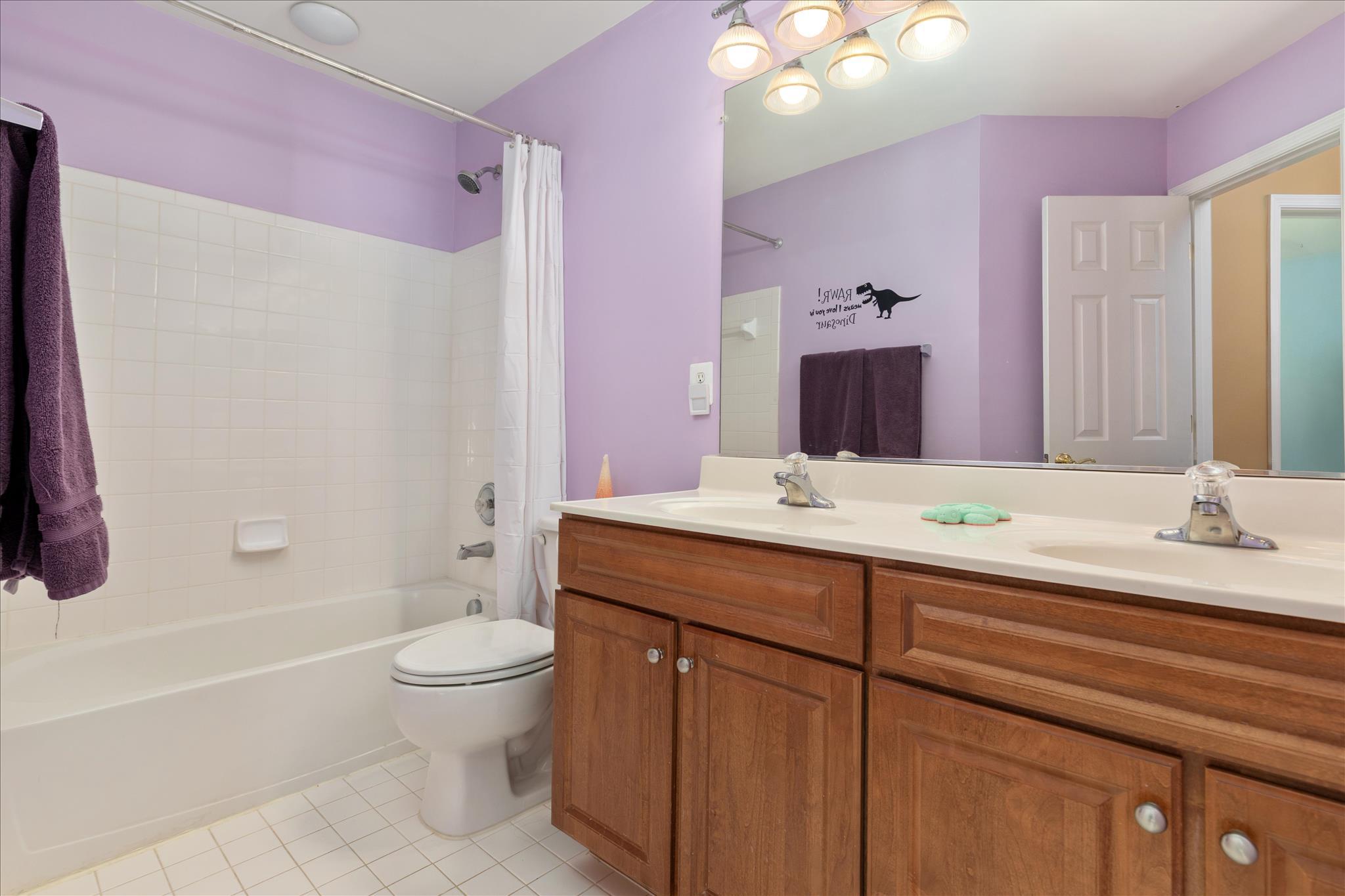 VICTORY LAKES - Residential