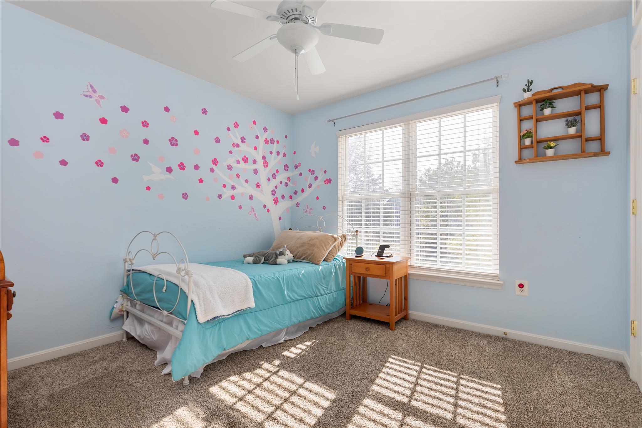 VICTORY LAKES - Residential