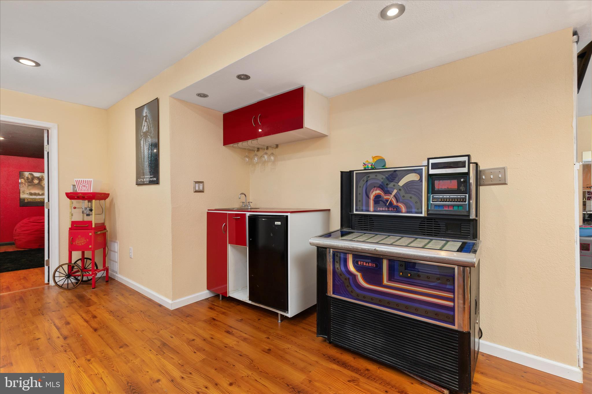 VICTORY LAKES - Residential