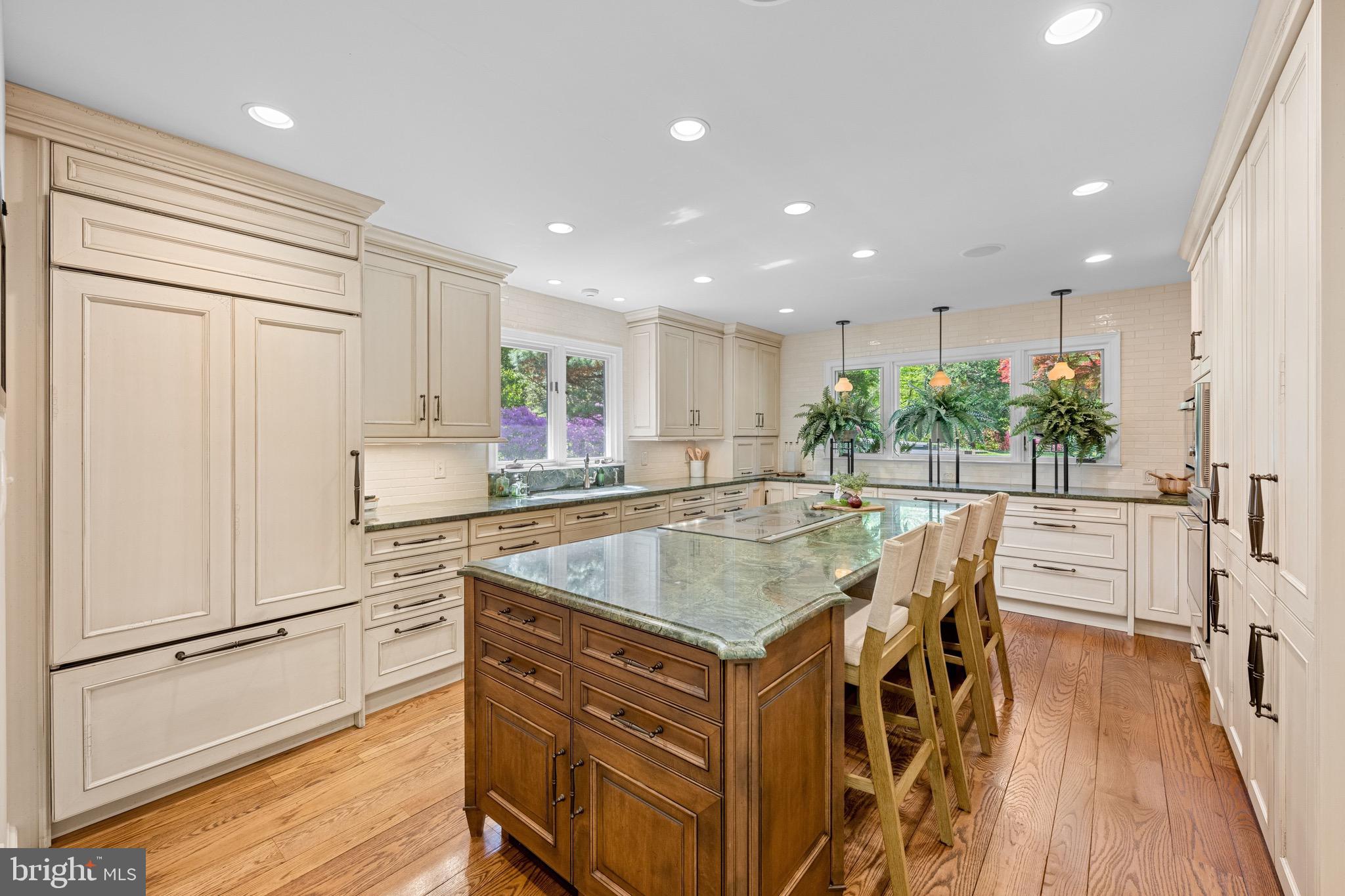 LONGWOOD - Residential