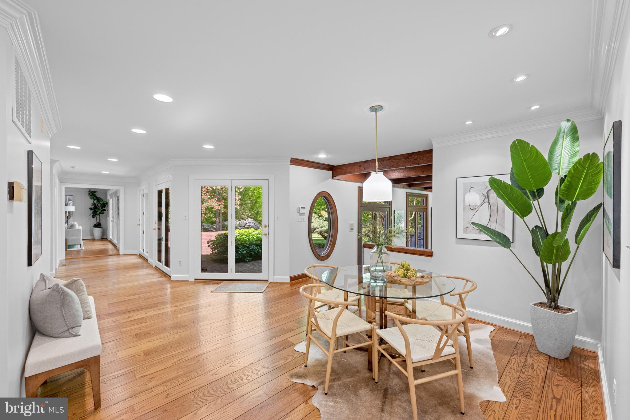 LONGWOOD - Residential