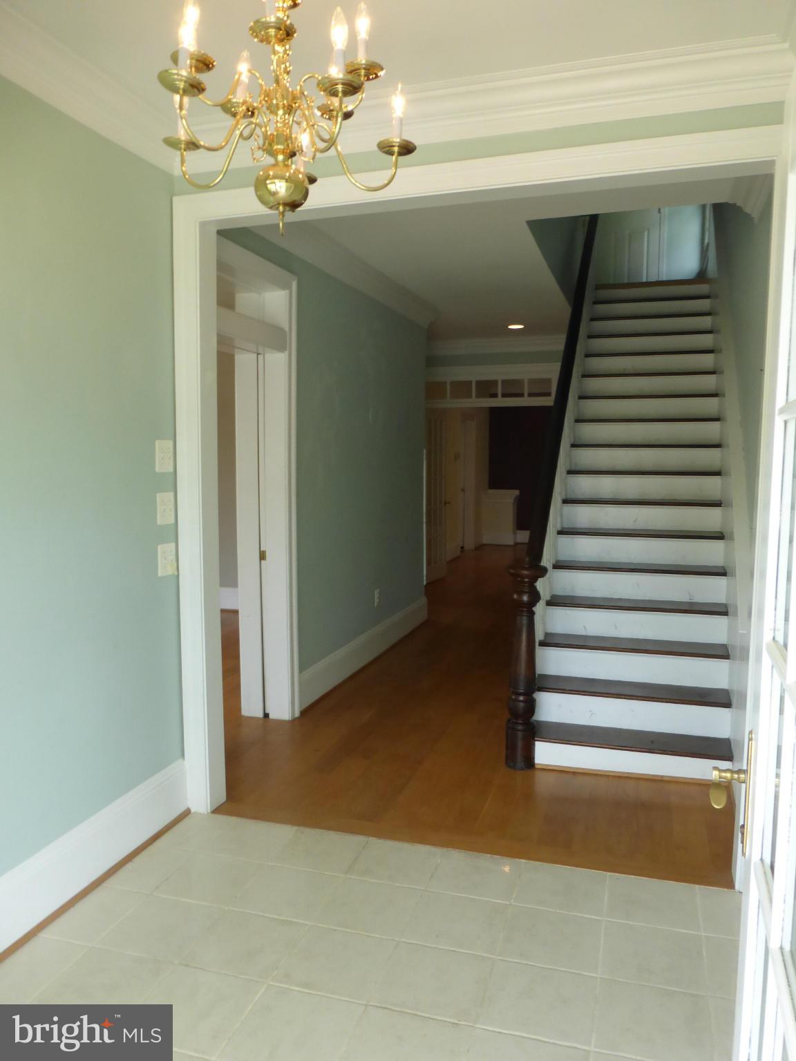 MOUNTAIN VIEW - Commercial Lease