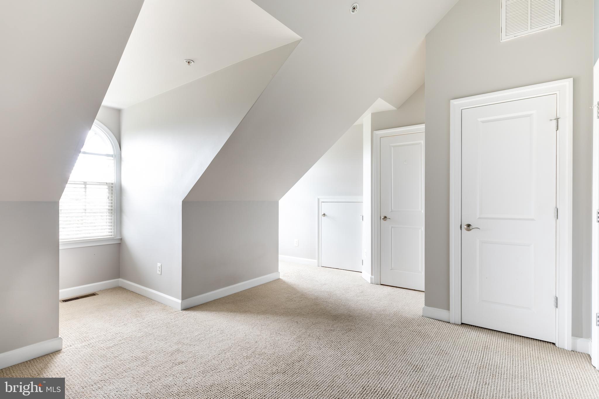 POTOMAC GREENS - Residential Lease