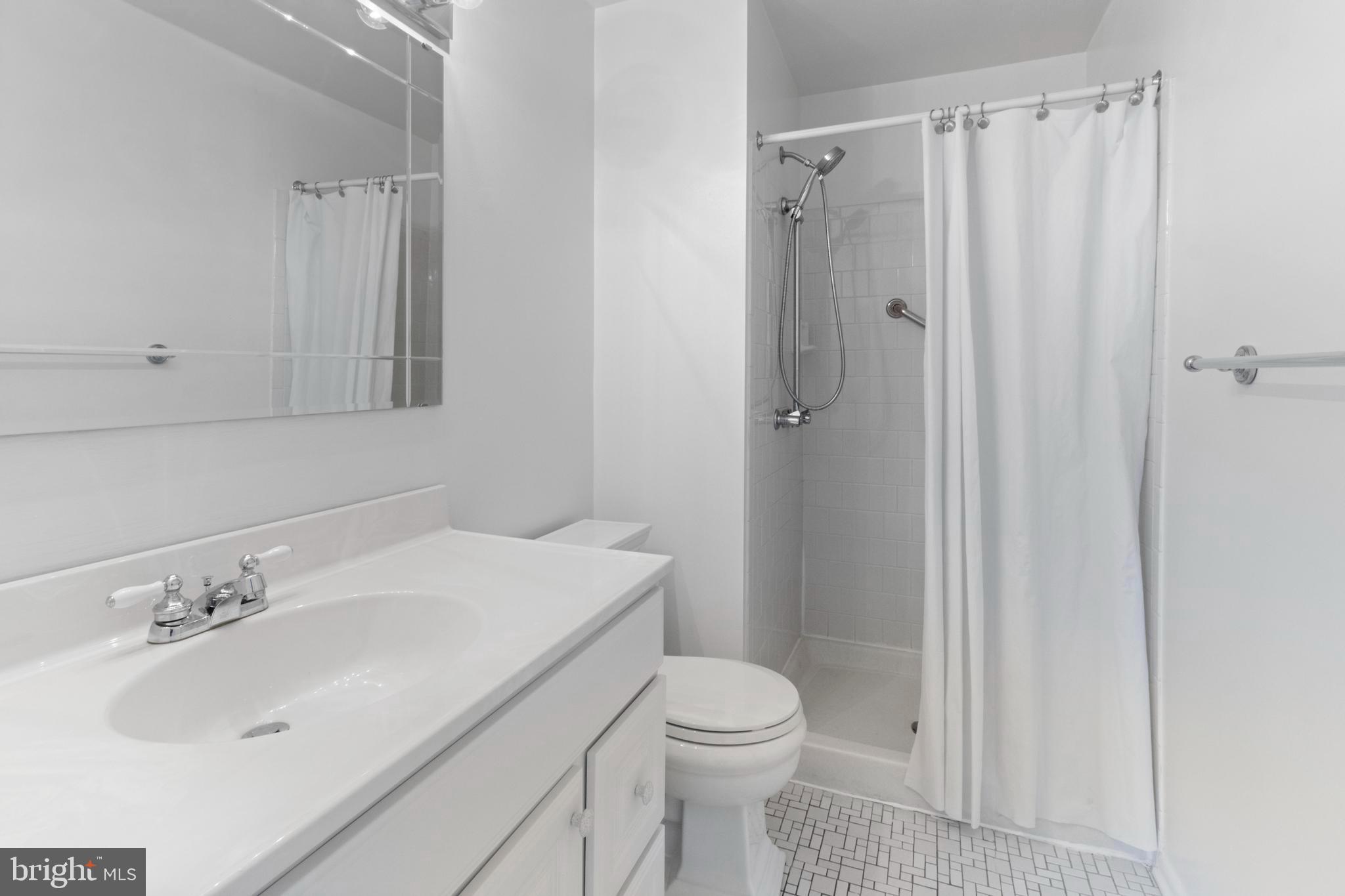 MAYS CHAPEL VILLAGE - Residential