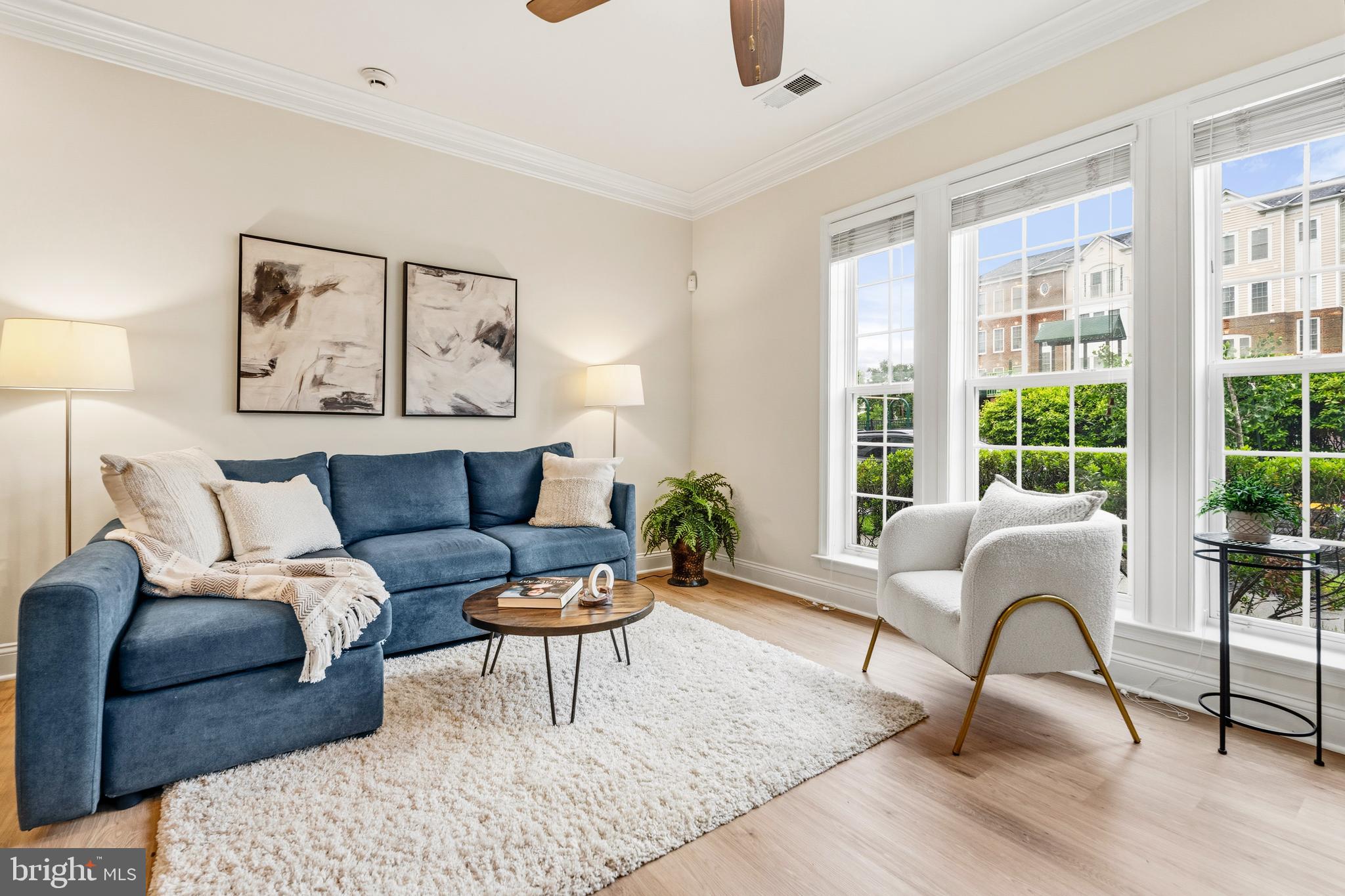 POTOMAC CLUB CONDOMINIUMS - Residential