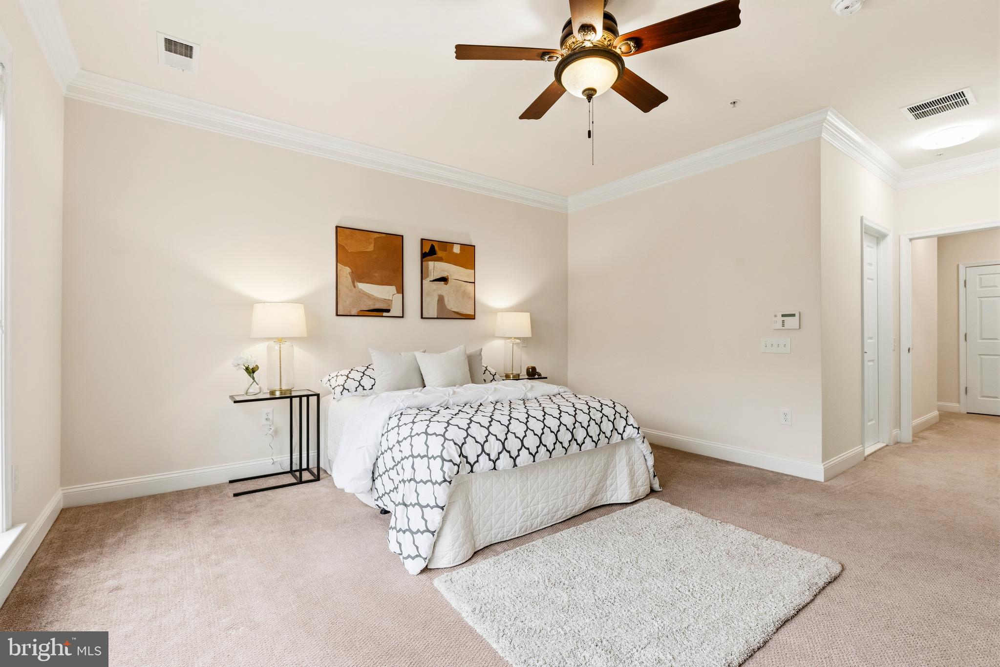 POTOMAC CLUB CONDOMINIUMS - Residential