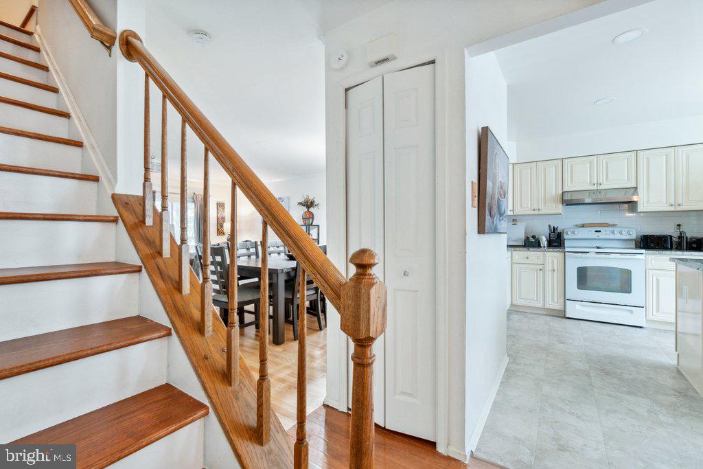 DORSEY HALL - Residential