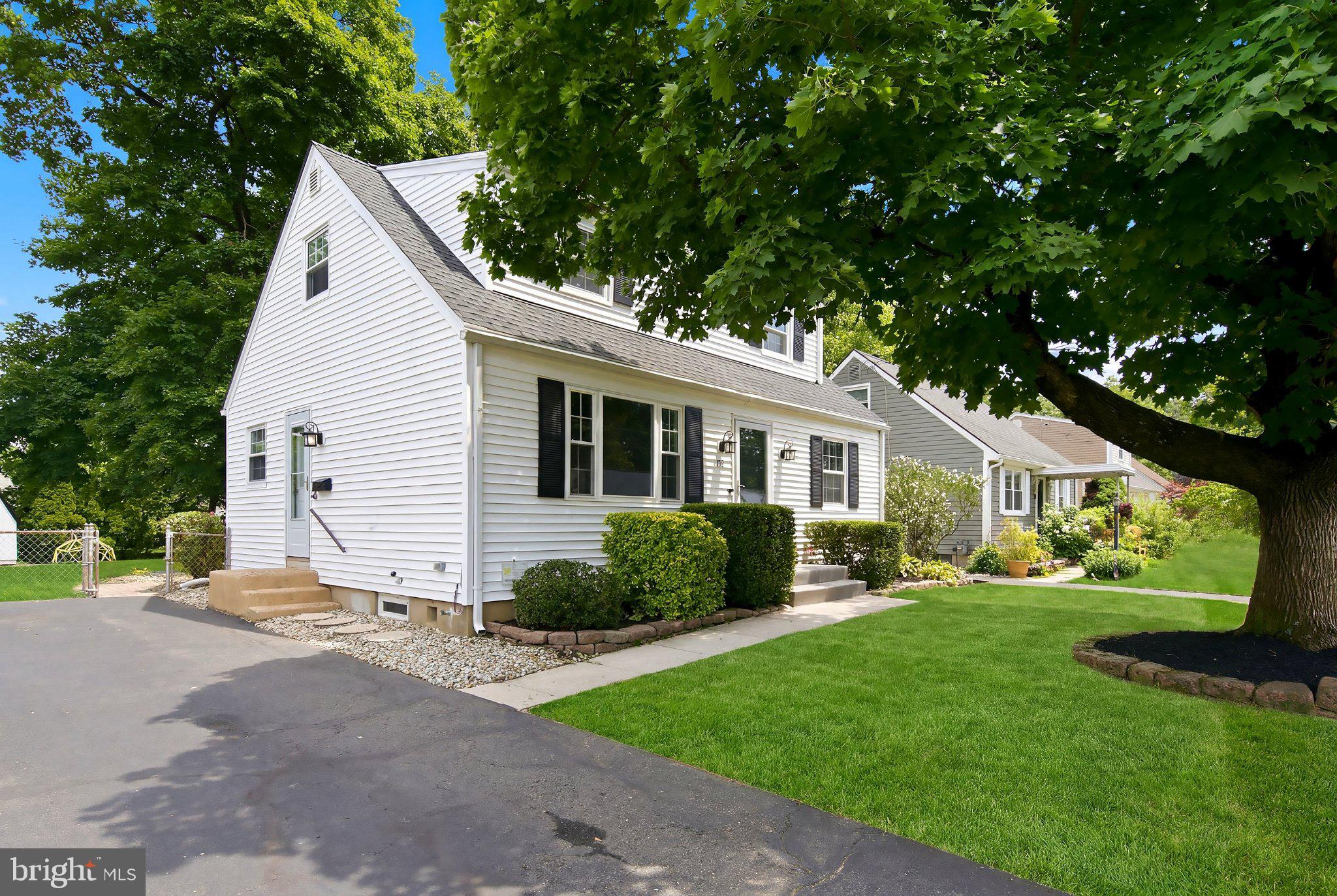 43 LONGWOOD DRIVE