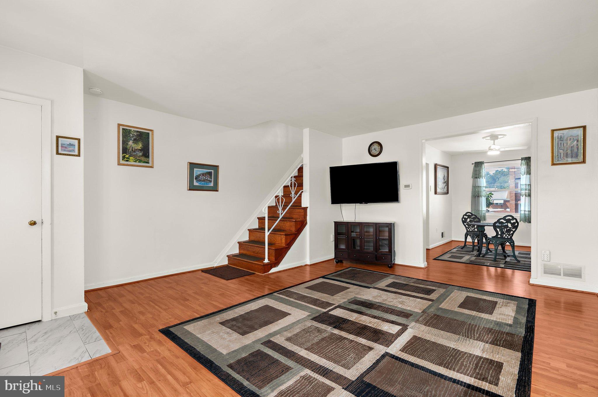 4418 NORFEN ROAD