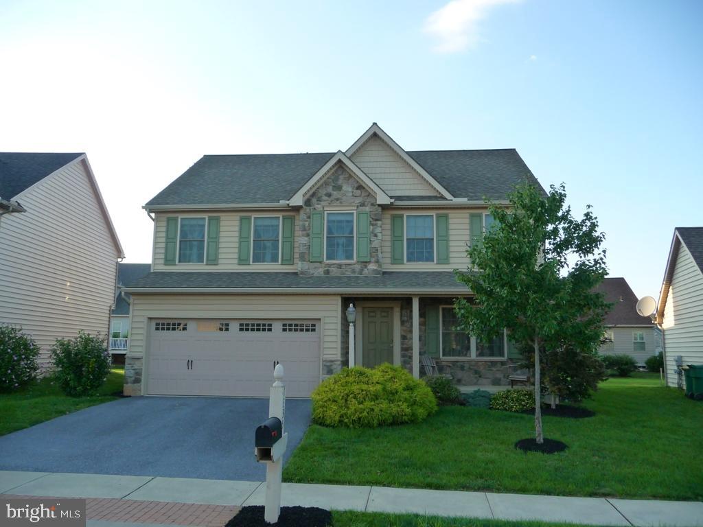 ELM TREE - Residential