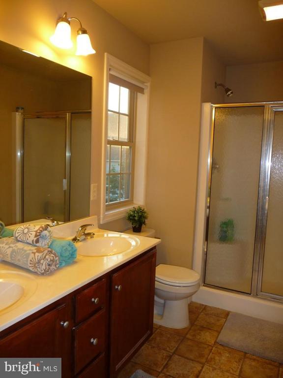 ELM TREE - Residential