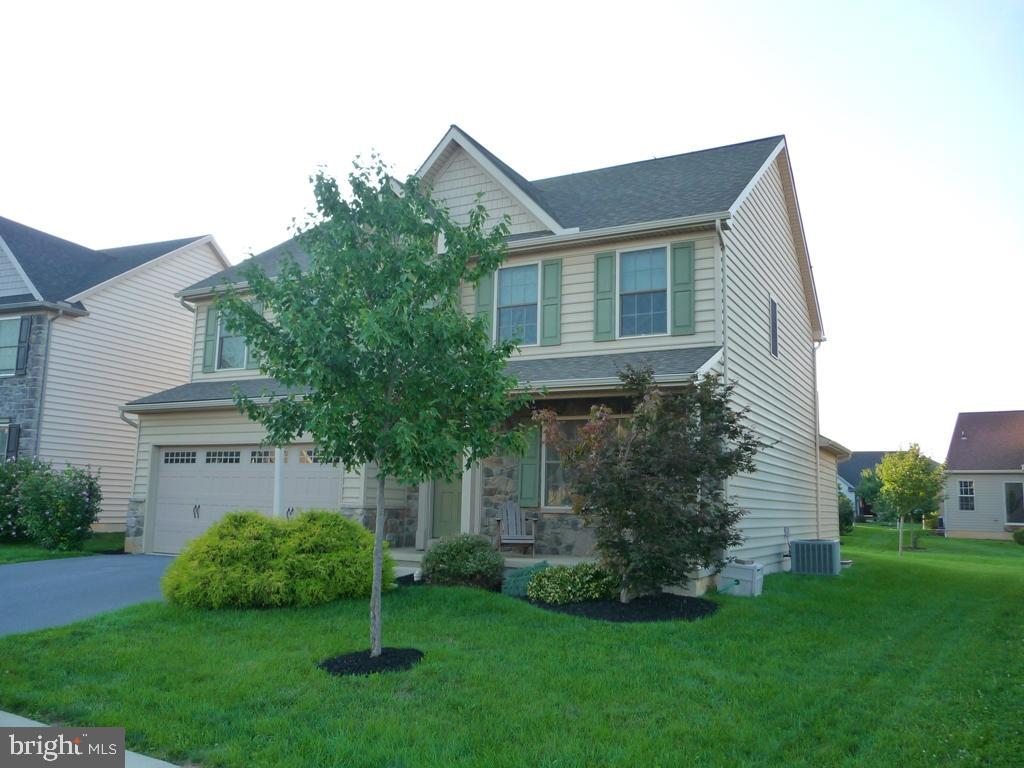 ELM TREE - Residential