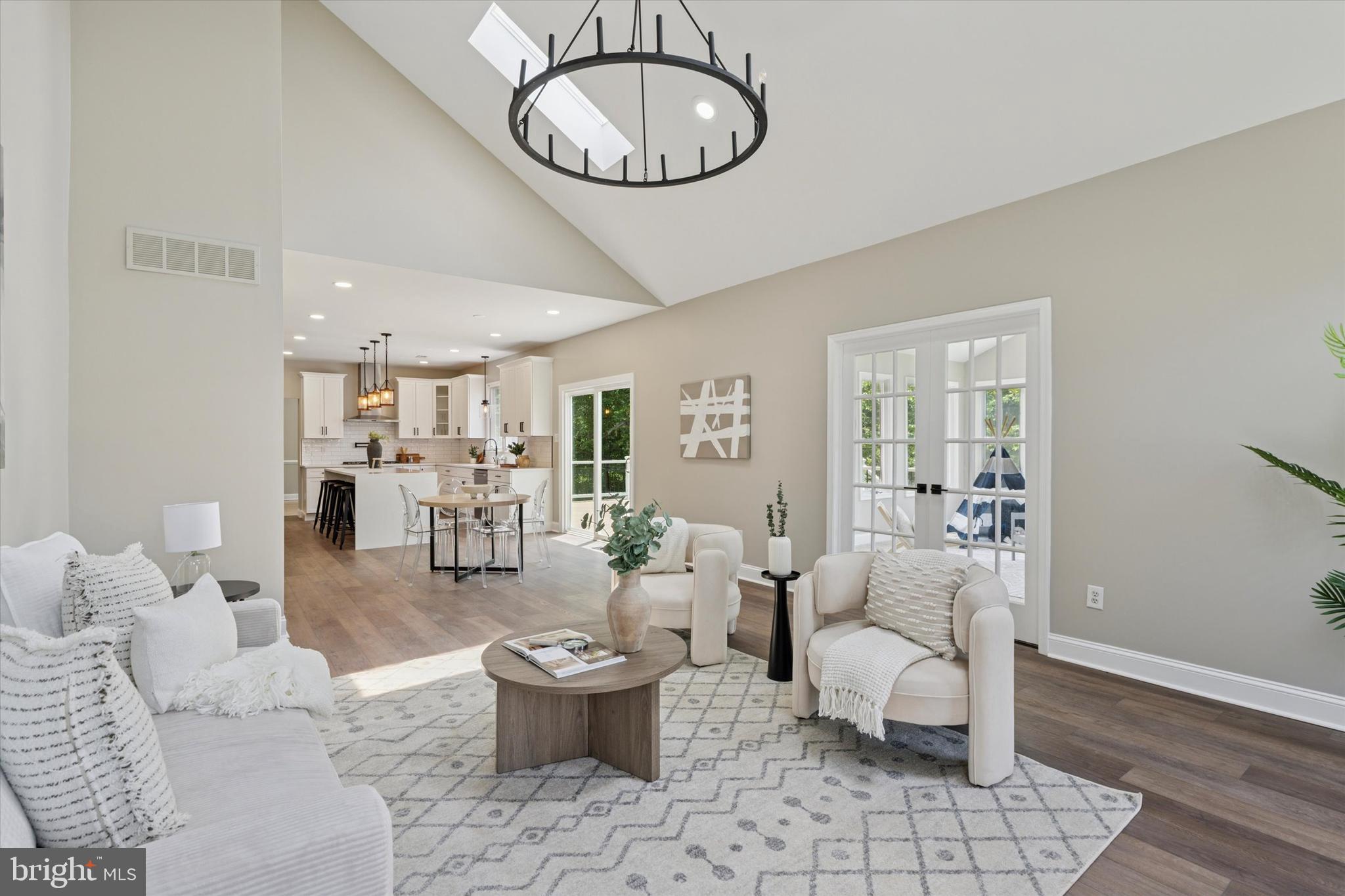 PROVIDENCE HUNT - Residential