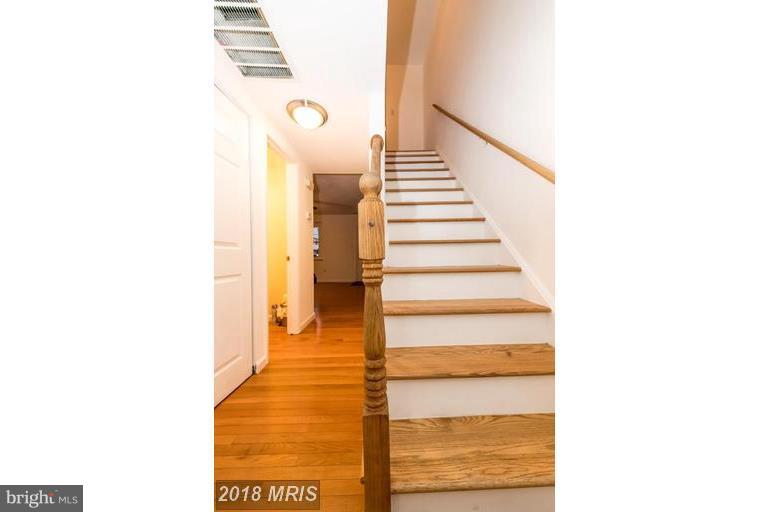 WILLIAMSTOWN - Residential