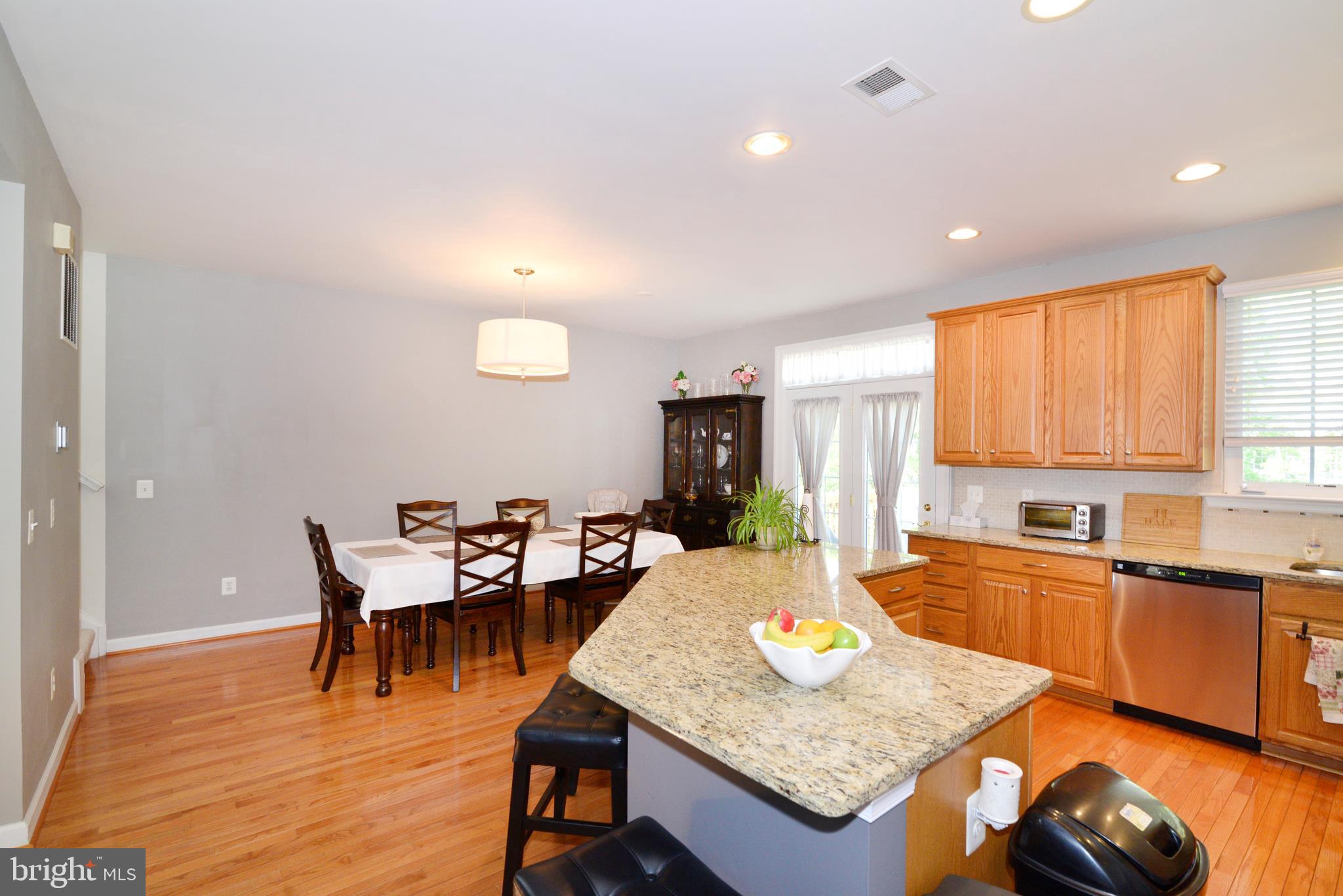 LANSDOWNE ON THE POTOMAC - Residential