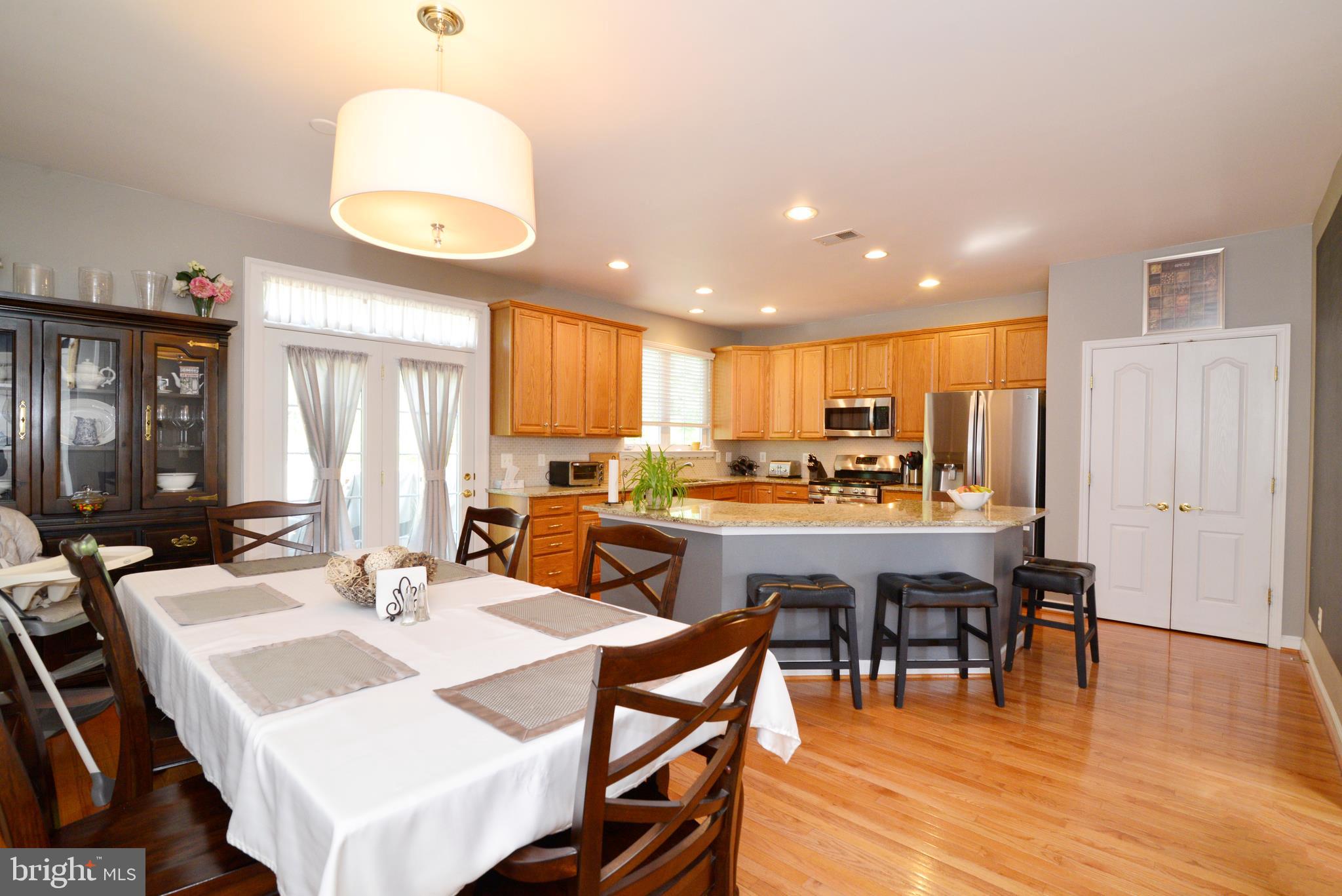 LANSDOWNE ON THE POTOMAC - Residential