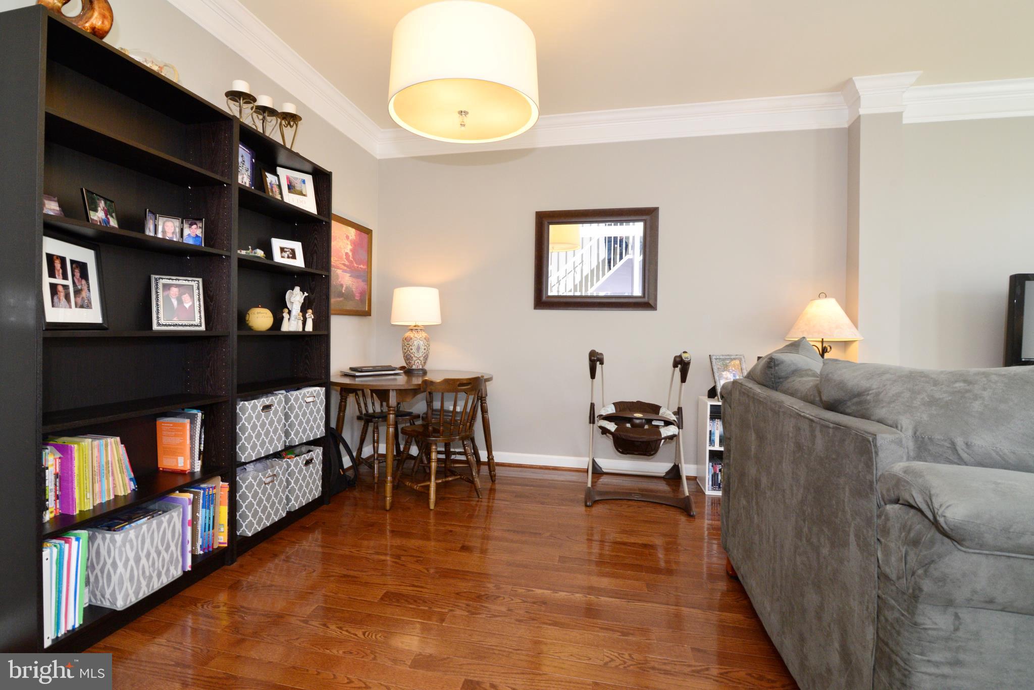 LANSDOWNE ON THE POTOMAC - Residential