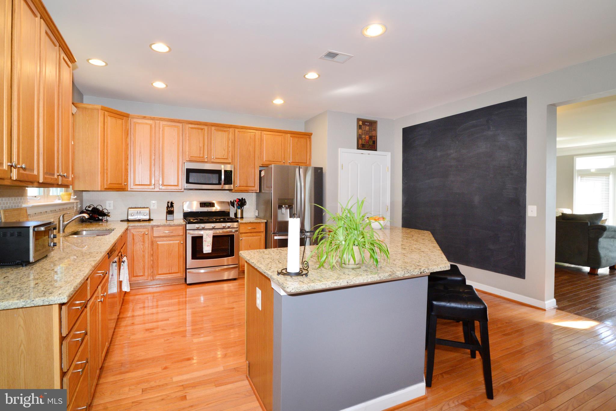 LANSDOWNE ON THE POTOMAC - Residential