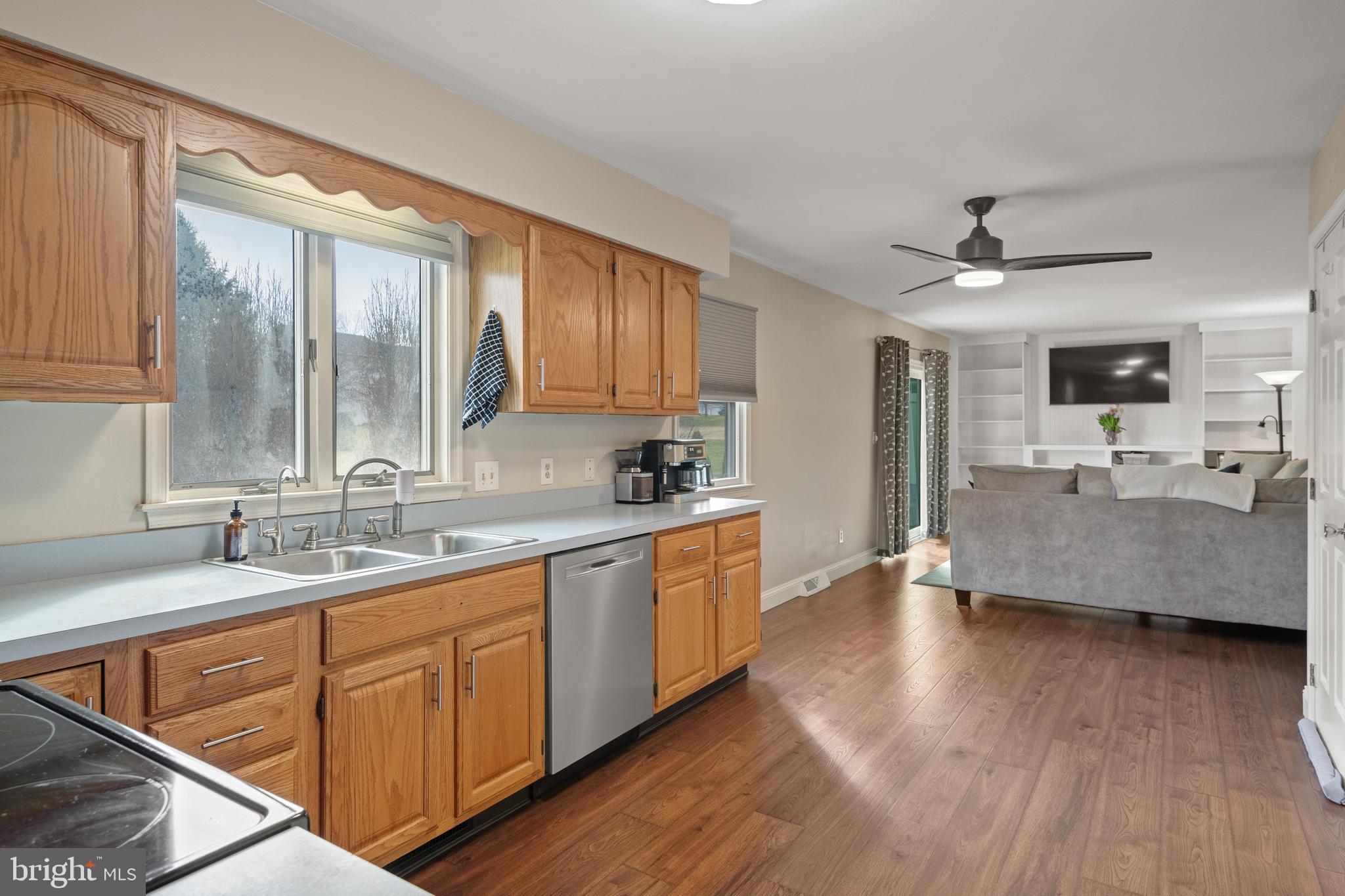 KONHAUS ESTATES - Residential