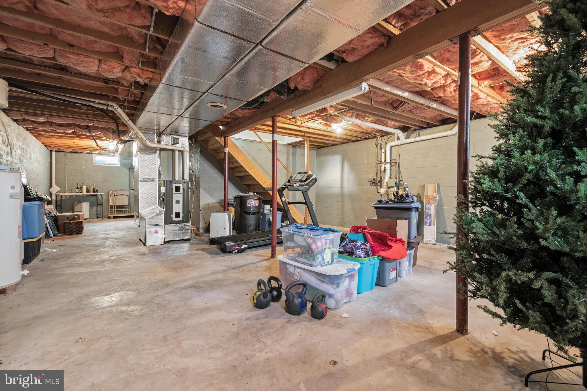 KONHAUS ESTATES - Residential