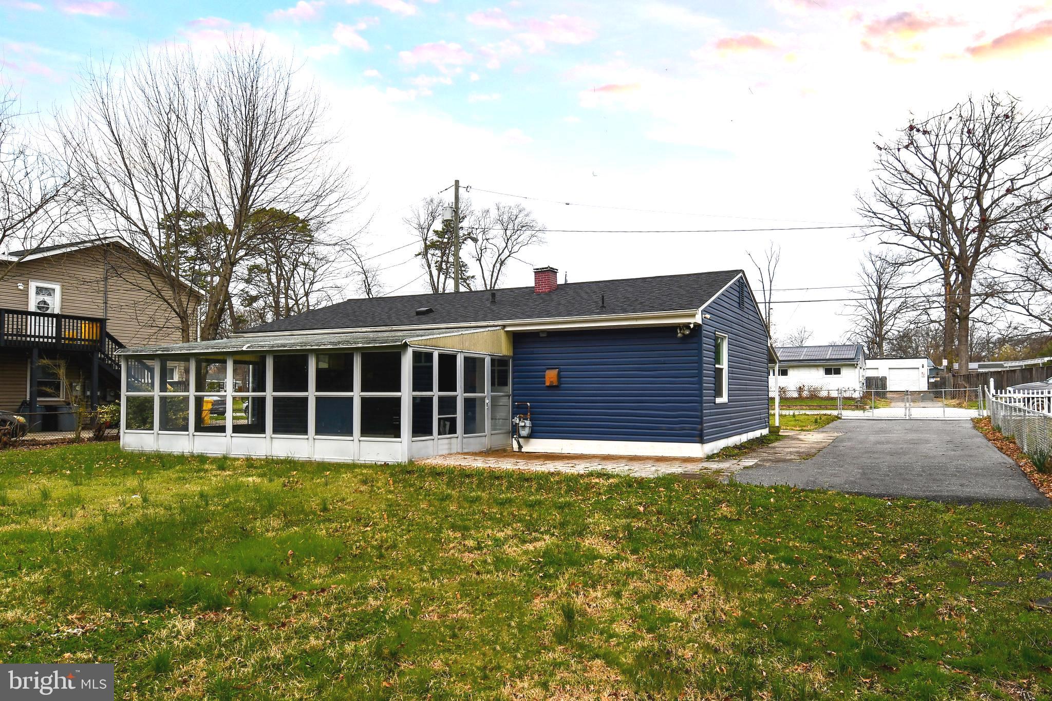 SOMERSET - Residential