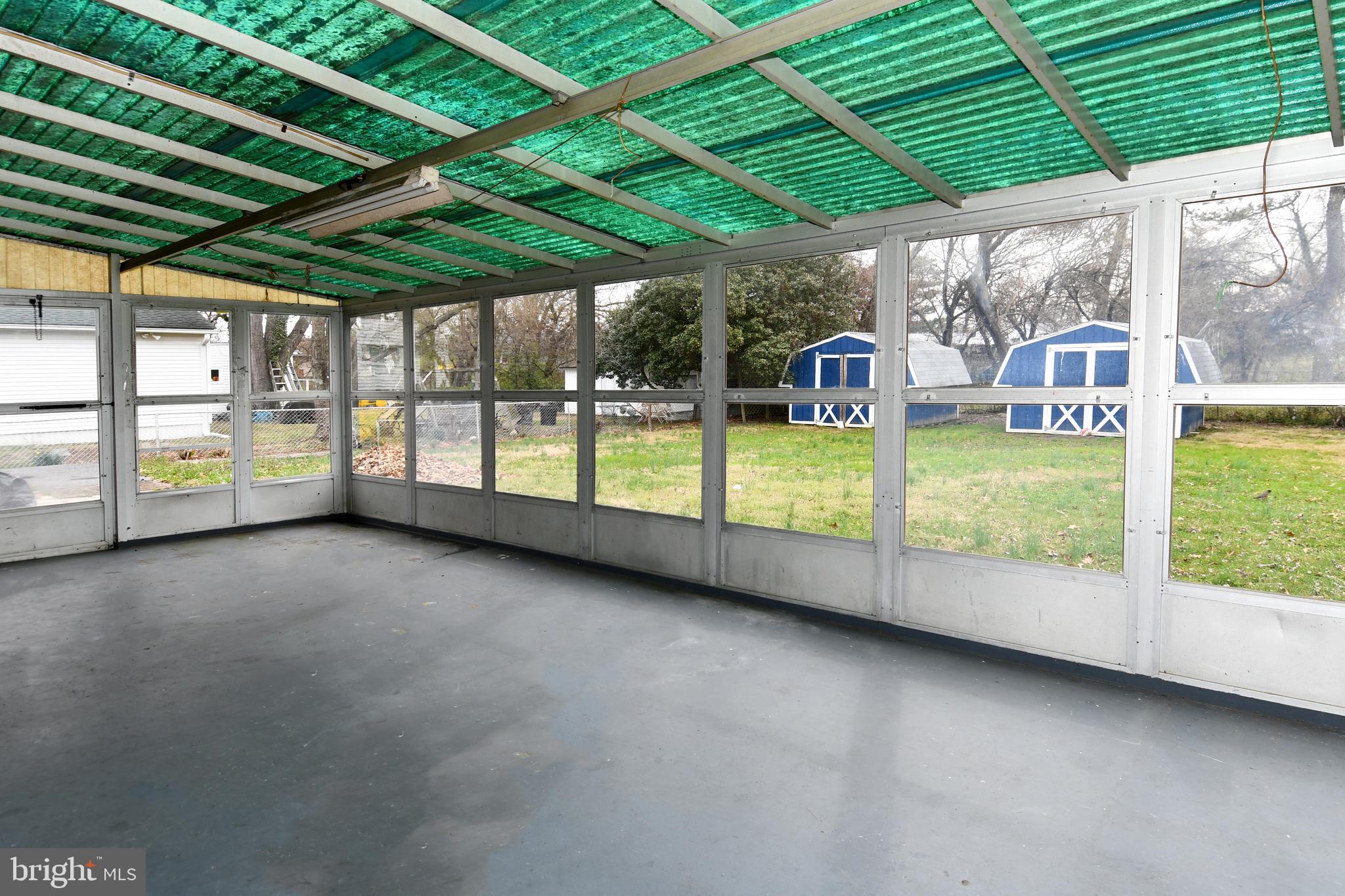 SOMERSET - Residential