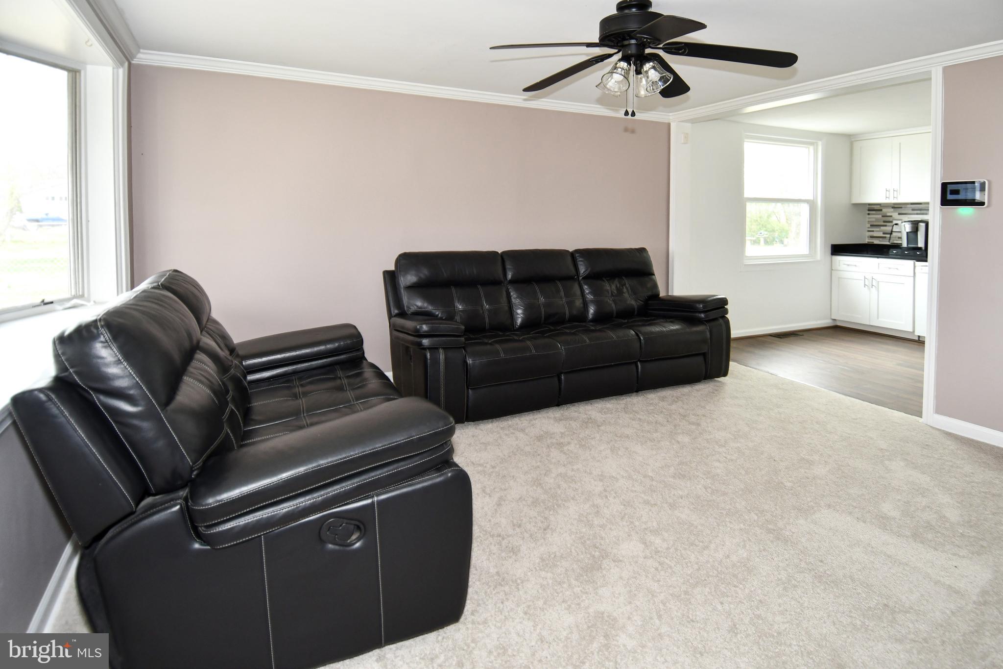 1011 LONDONDERRY DRIVE