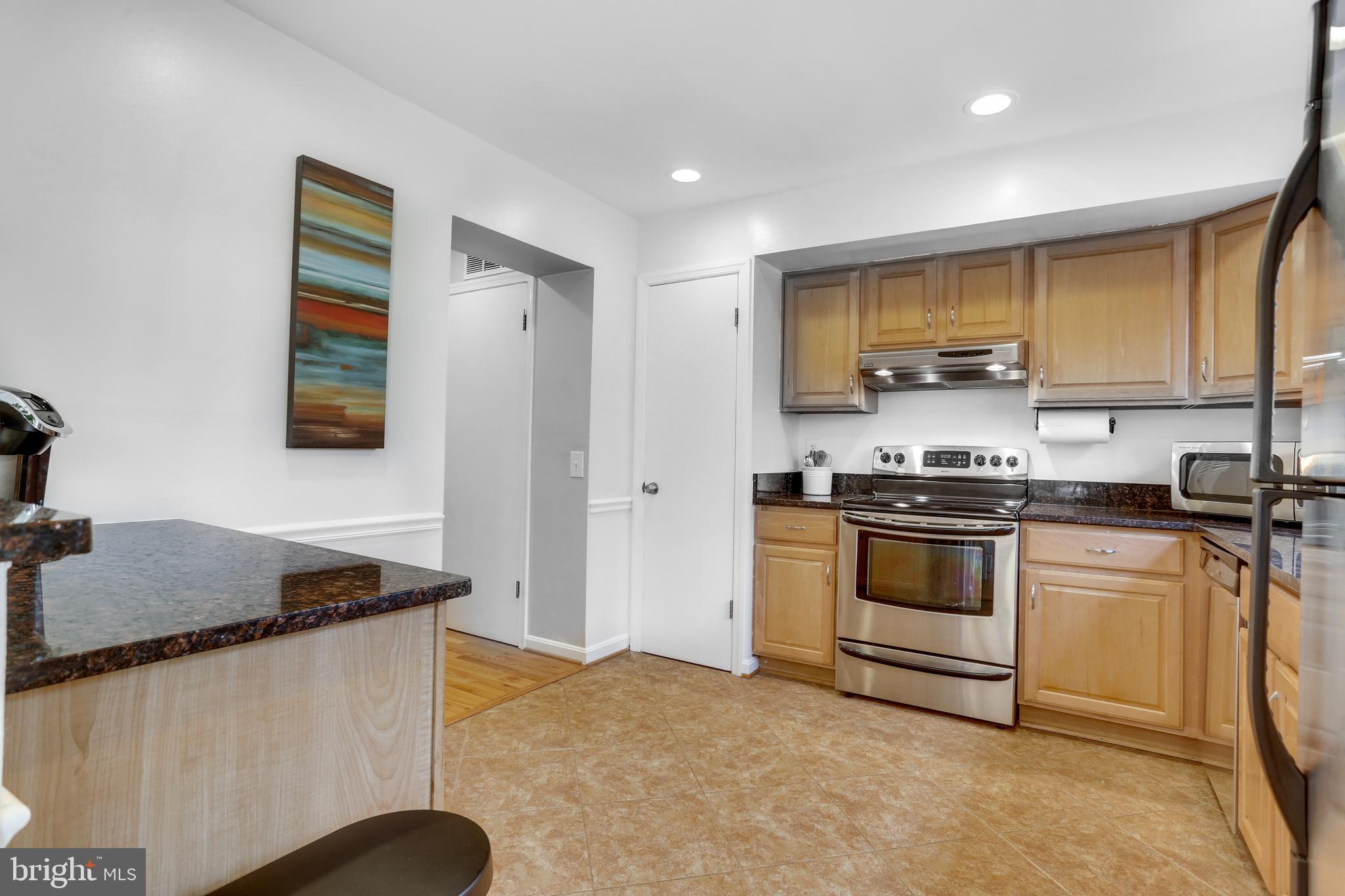 BURKE CENTRE - Residential