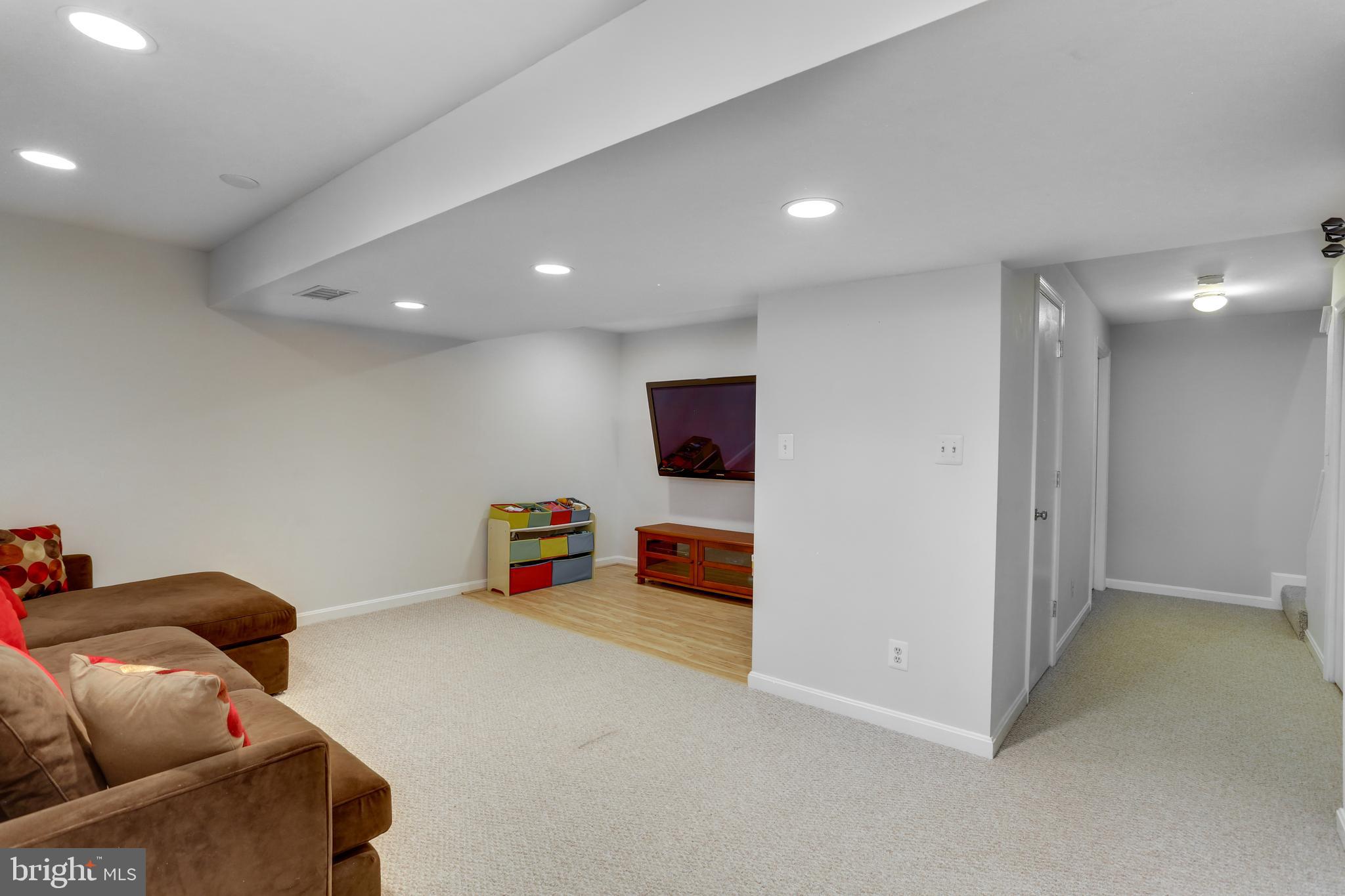 BURKE CENTRE - Residential