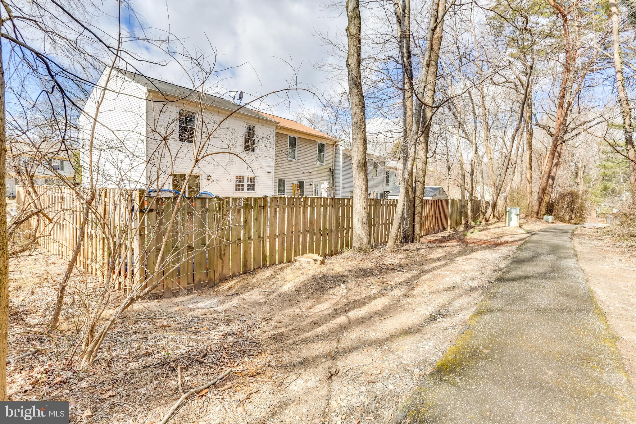 BURKE CENTRE - Residential