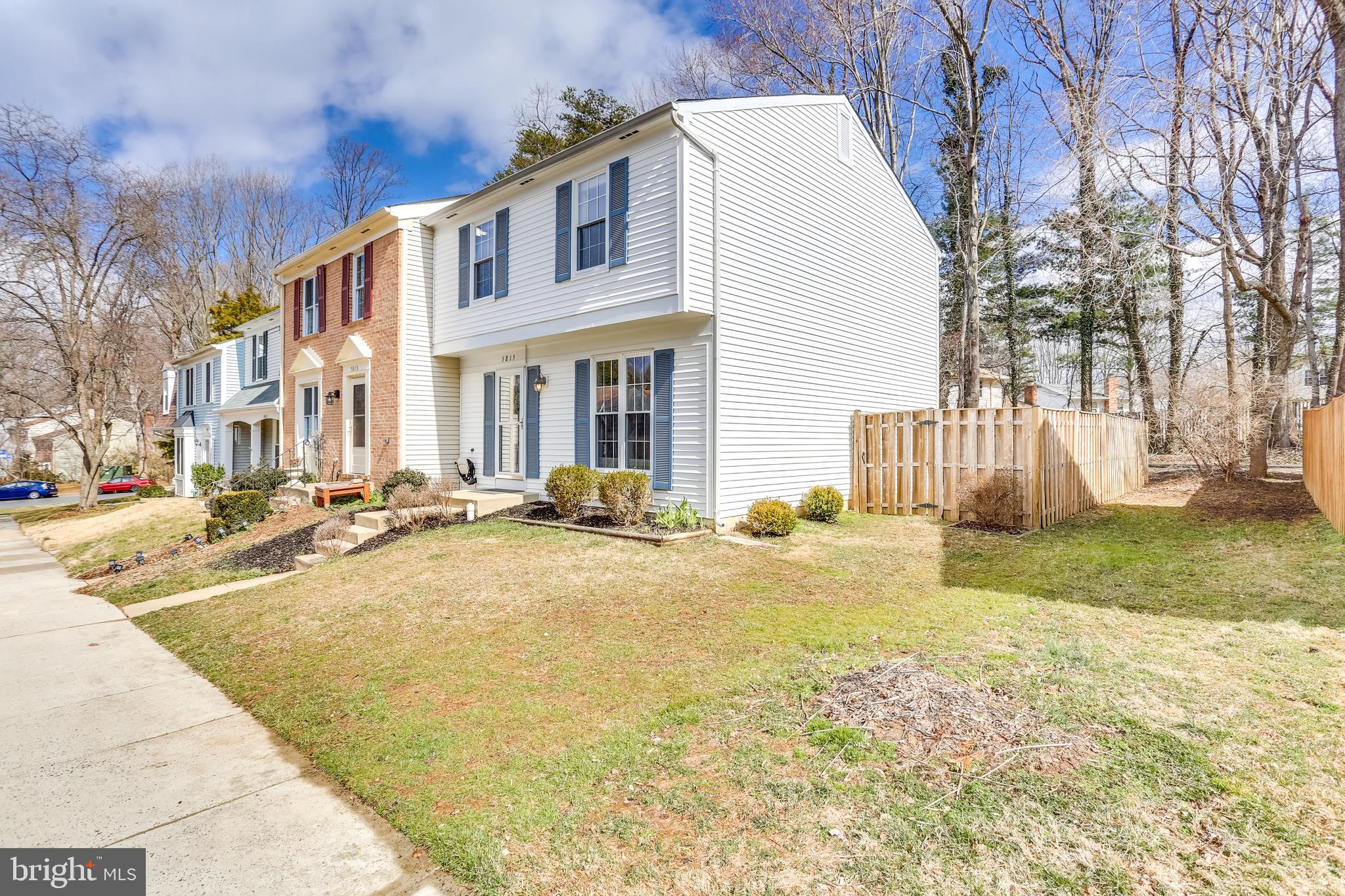 BURKE CENTRE - Residential