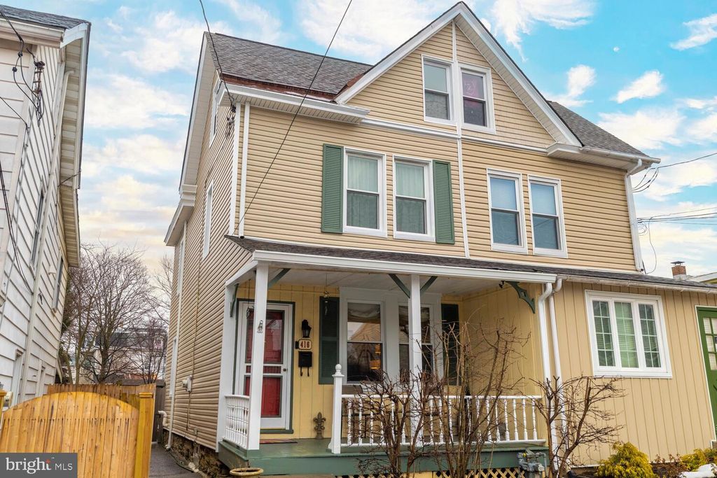 Photo of 416 Cedar Street, JENKINTOWN, PA 19046 (MLS # PAMC2167794)