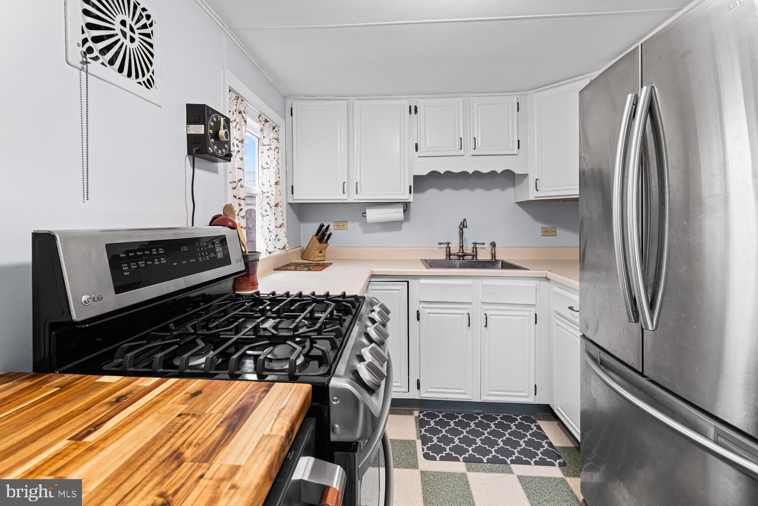 JENKINTOWN - Residential