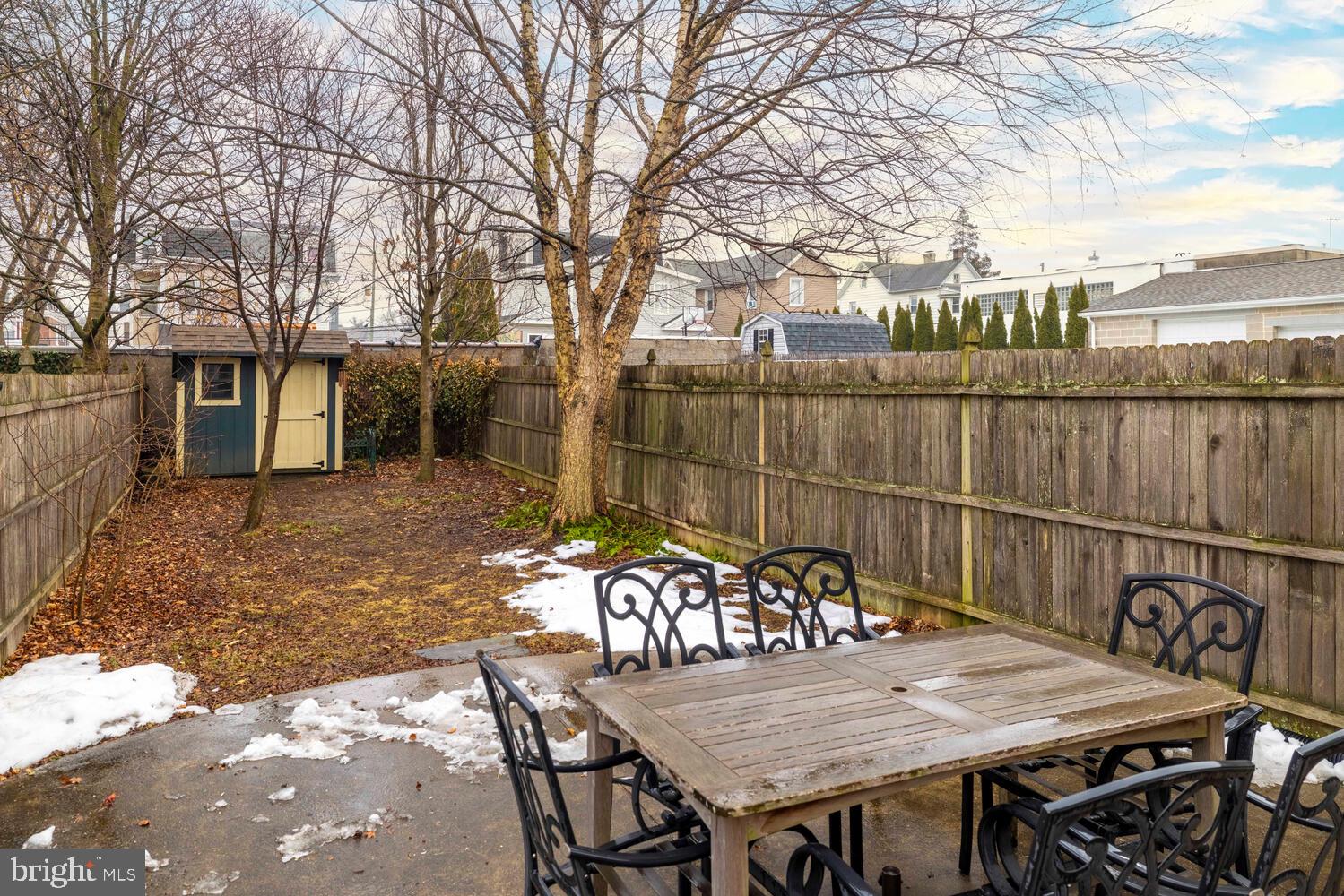 JENKINTOWN - Residential