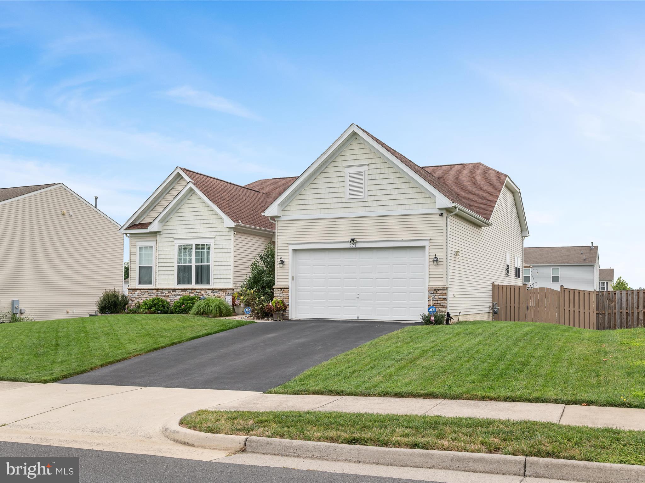 SOUTHERN HILLS - Residential