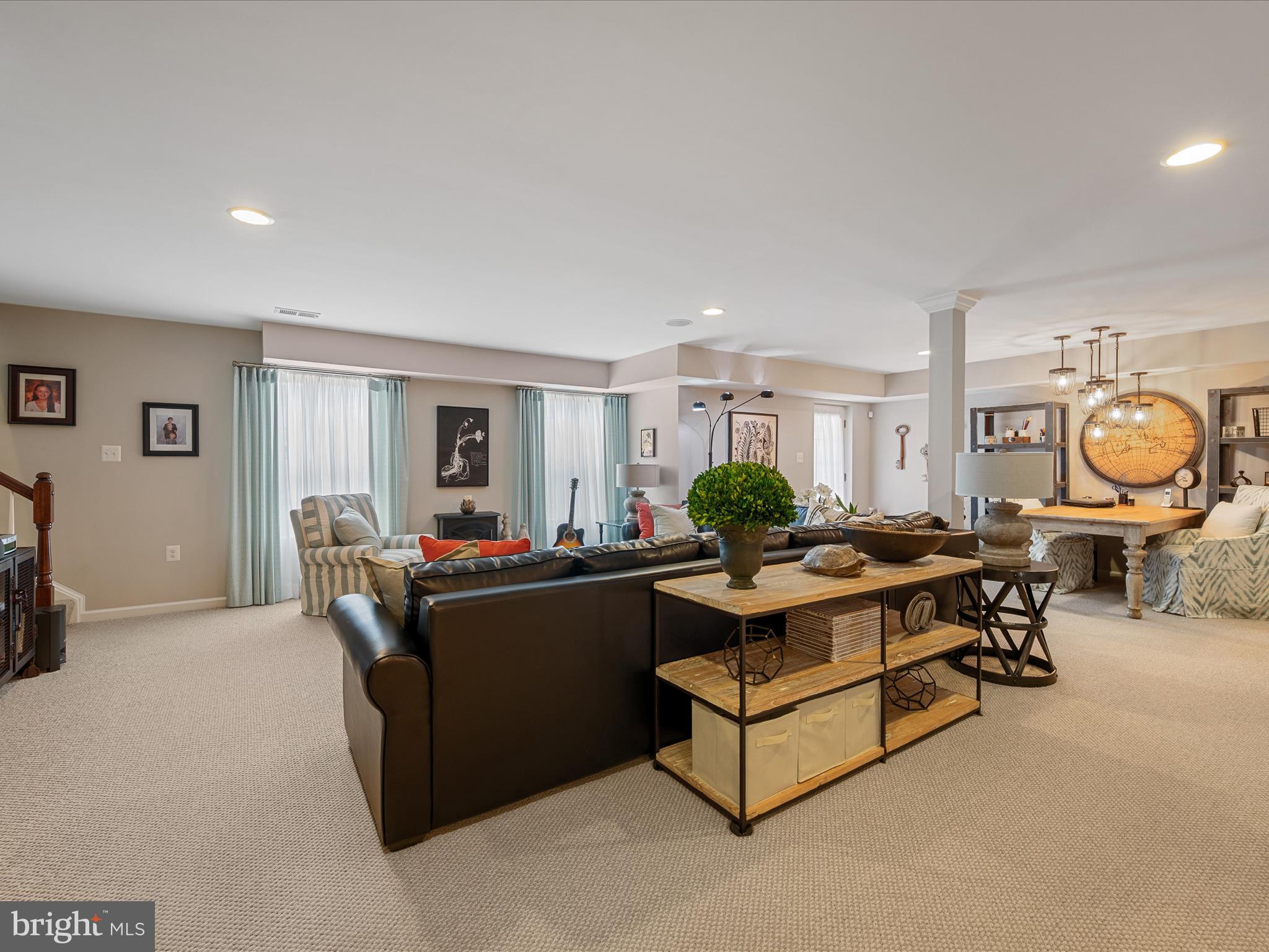 SOUTHERN HILLS - Residential