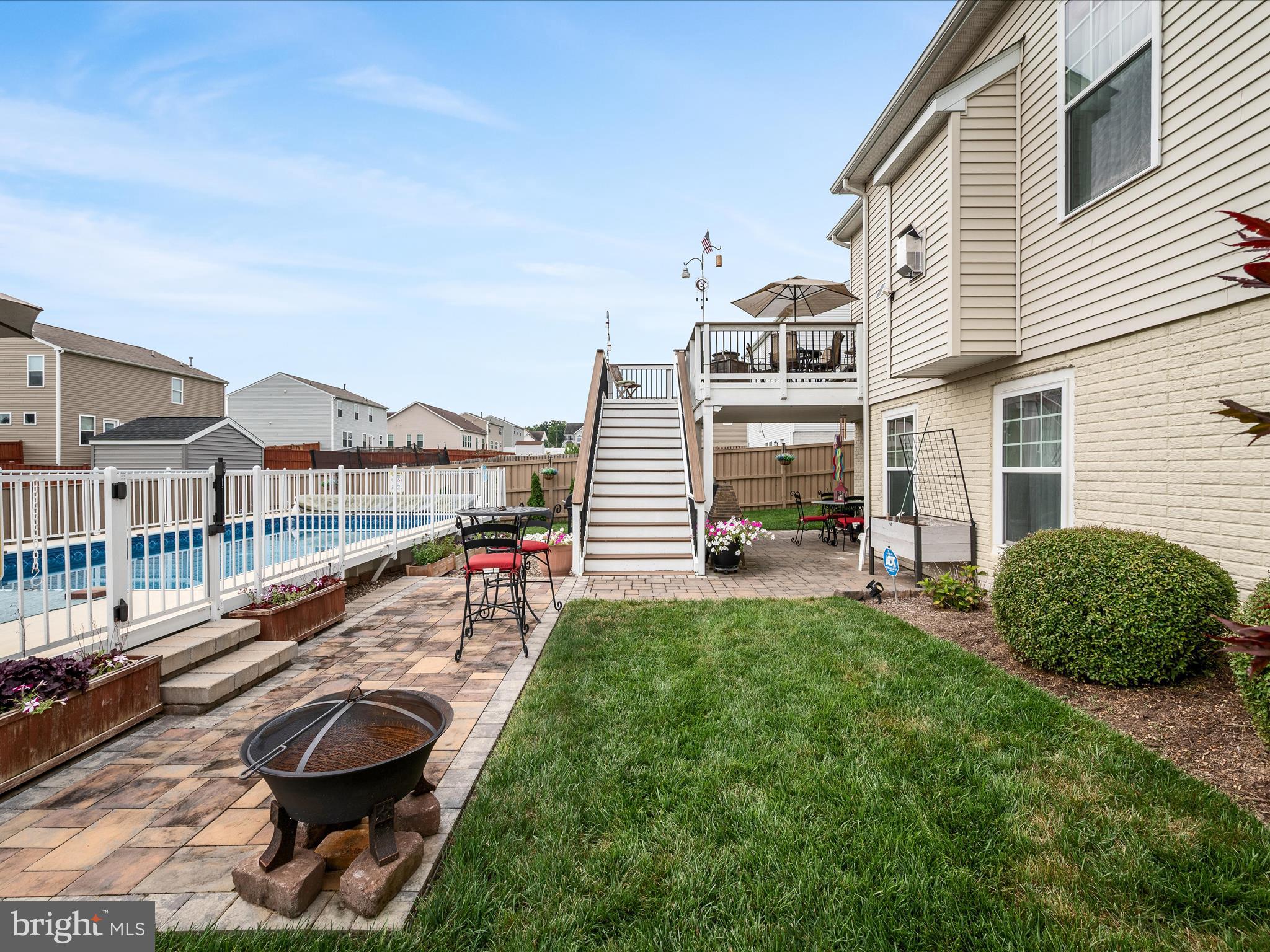 SOUTHERN HILLS - Residential