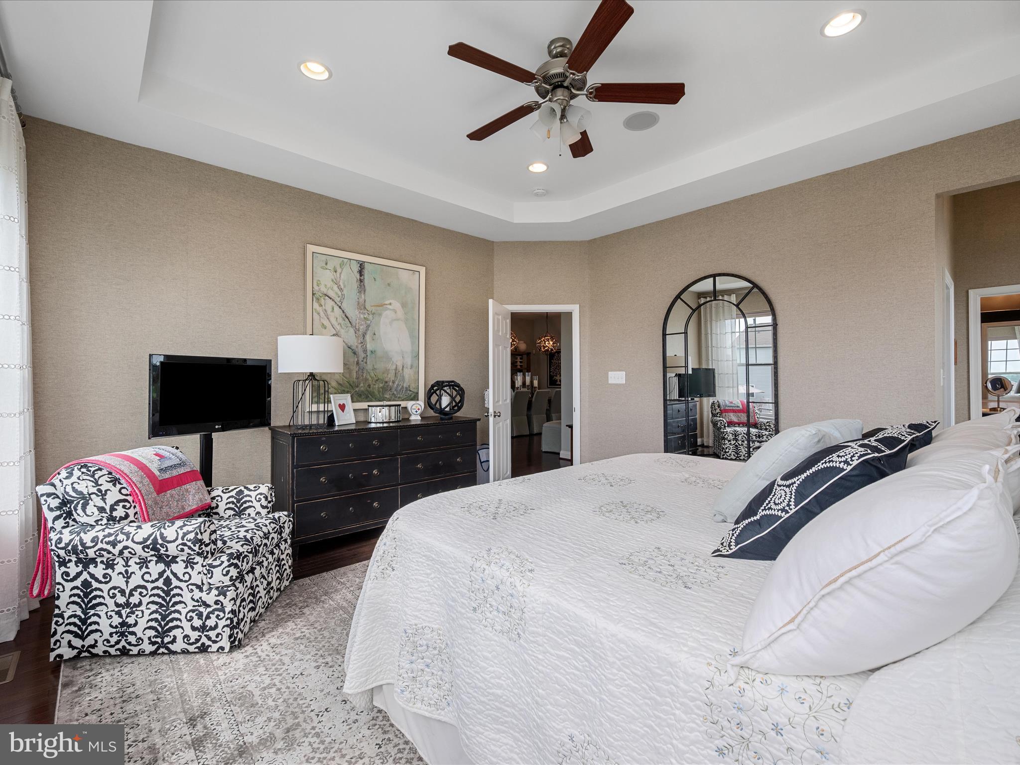 SOUTHERN HILLS - Residential