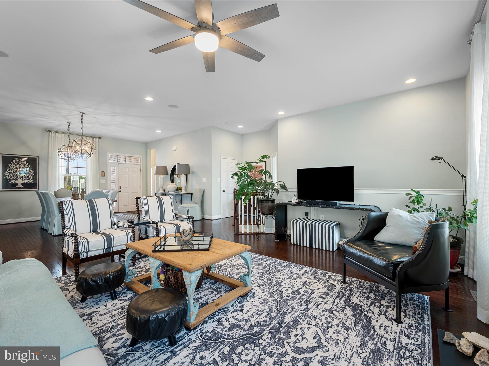 SOUTHERN HILLS - Residential