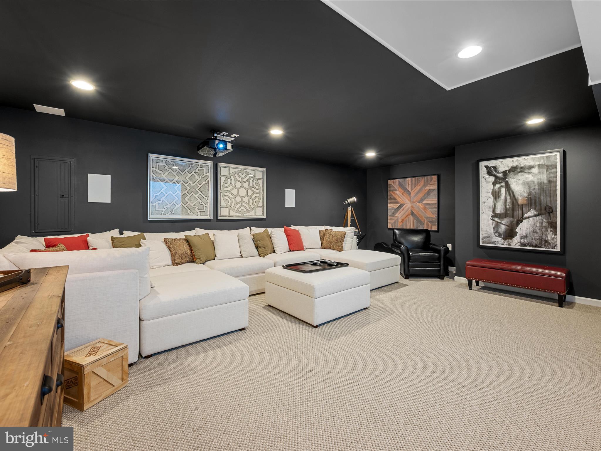 SOUTHERN HILLS - Residential