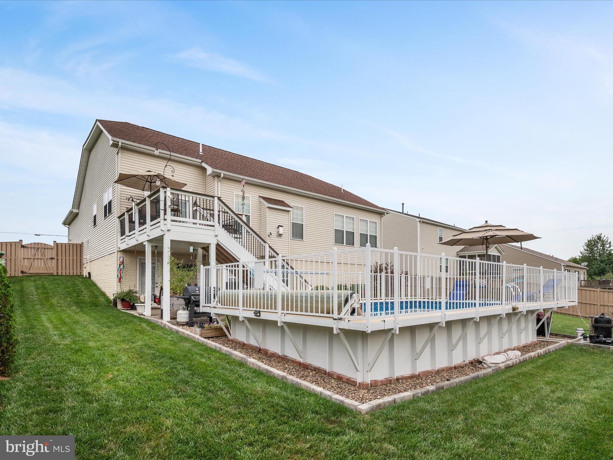 SOUTHERN HILLS - Residential