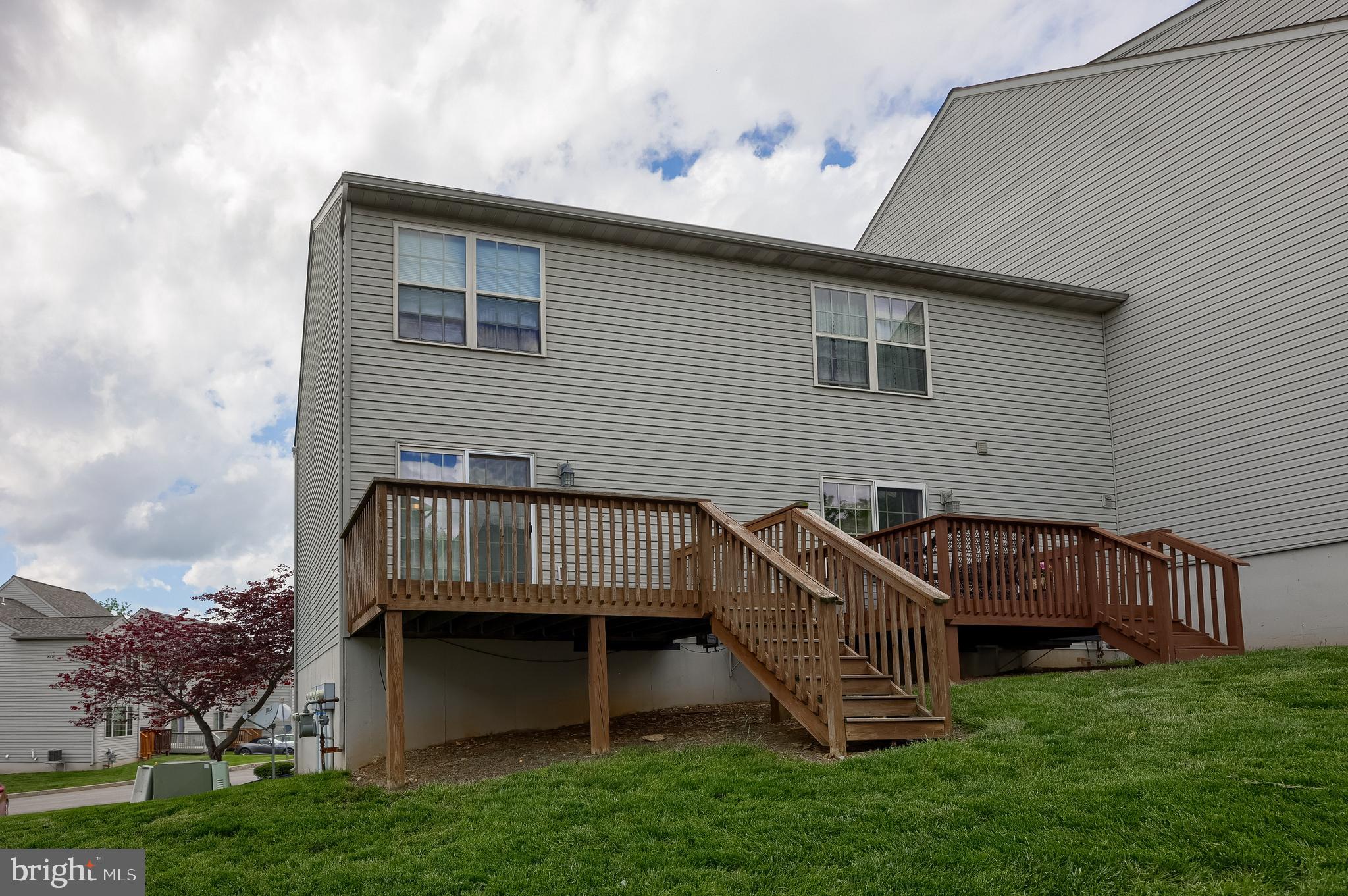 CARRIAGE CROSSINGS - Residential