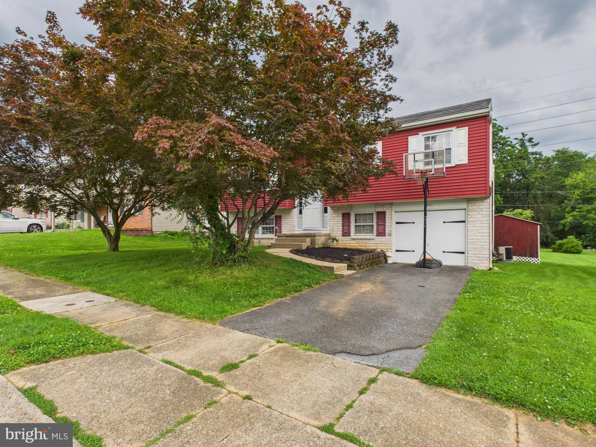 1554 PRINCESS ANNE DRIVE