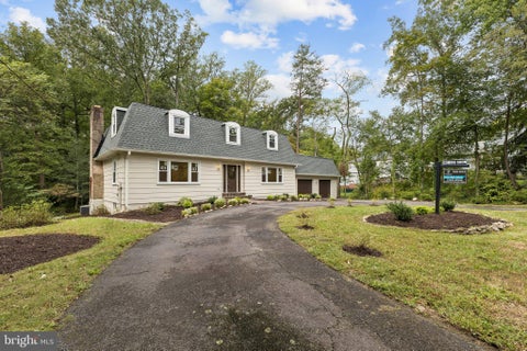 Photo of 4408 Banff Street, ANNANDALE, VA 22003 (MLS # VAFX2336782)