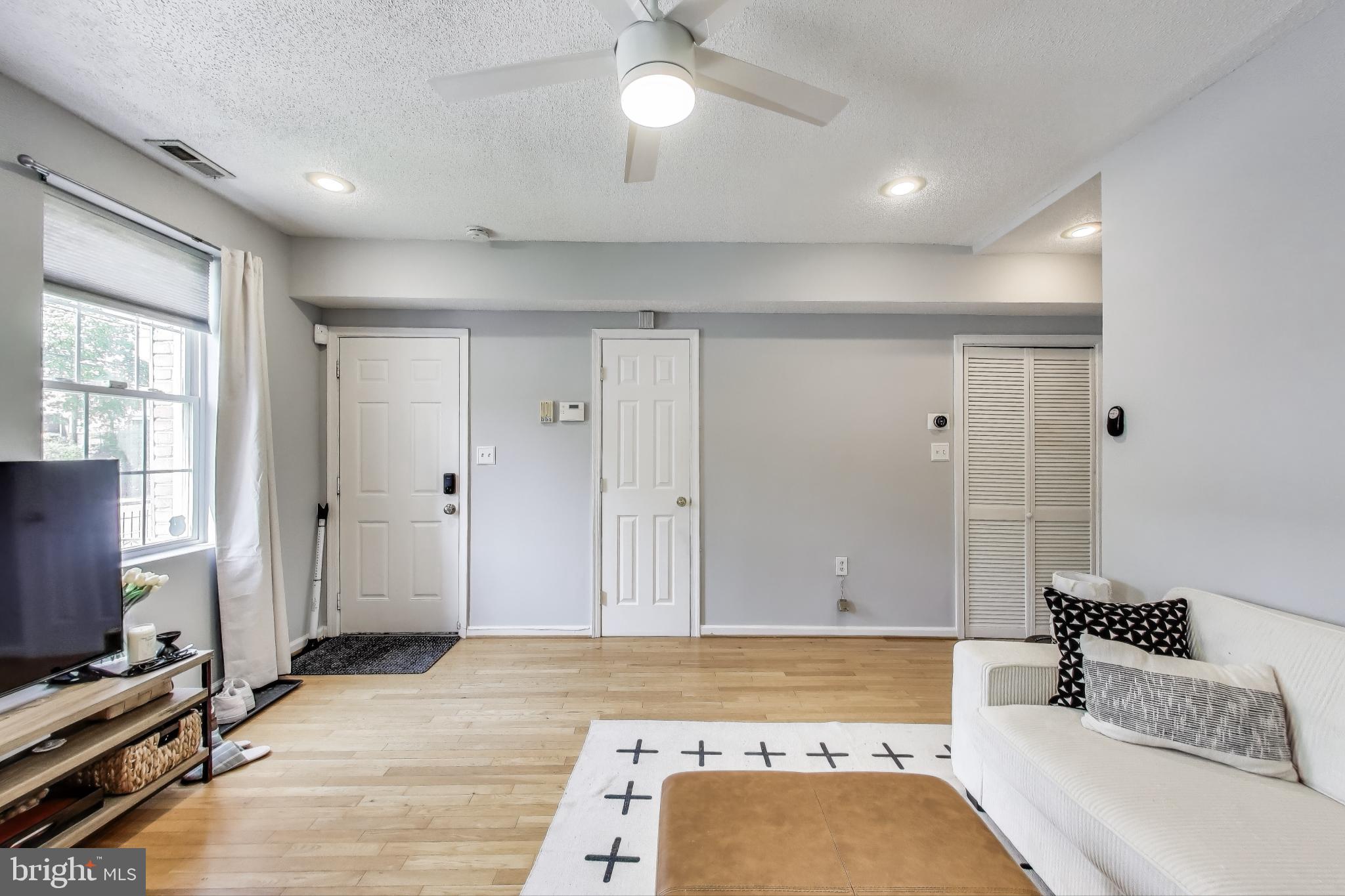 2817 7TH STREET NE 2