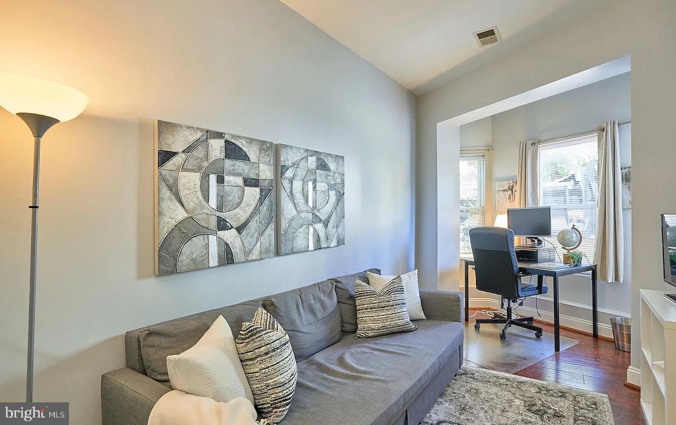 500 FLORIDA AVENUE NW 1