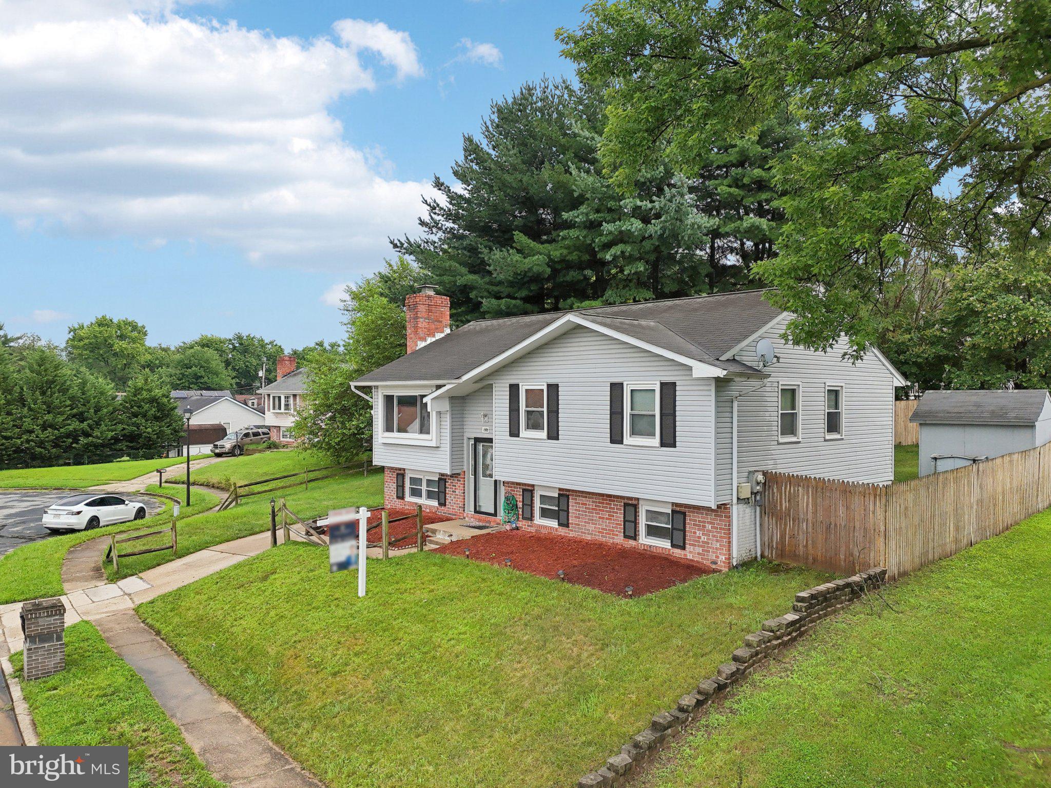 1321 CRAGHILL COURT