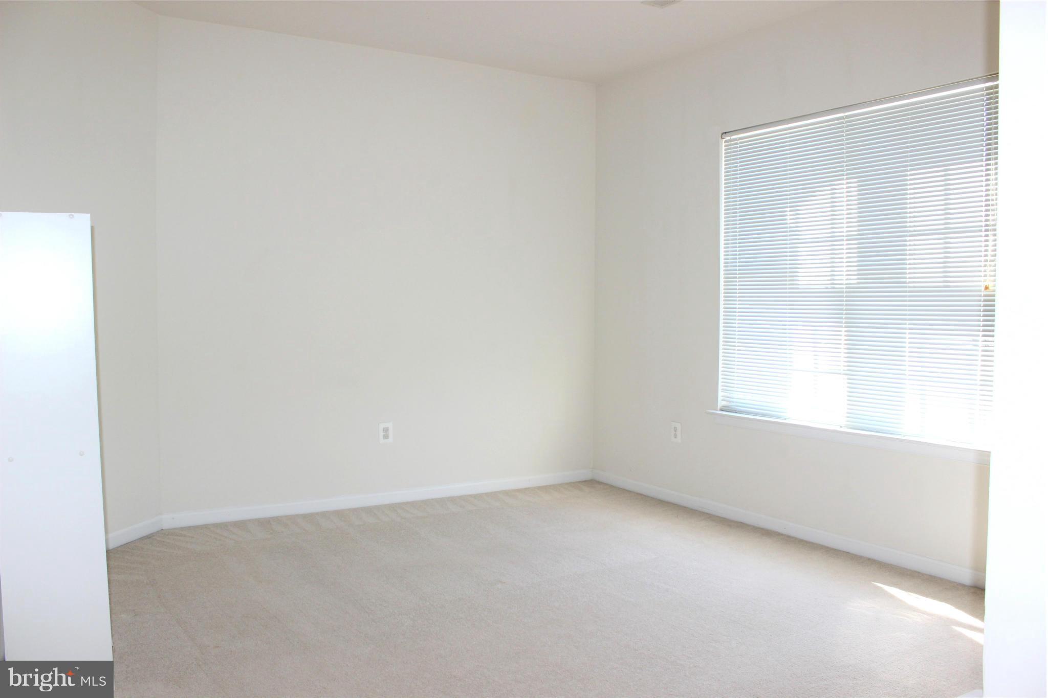 PEMBROOKE - Residential Lease