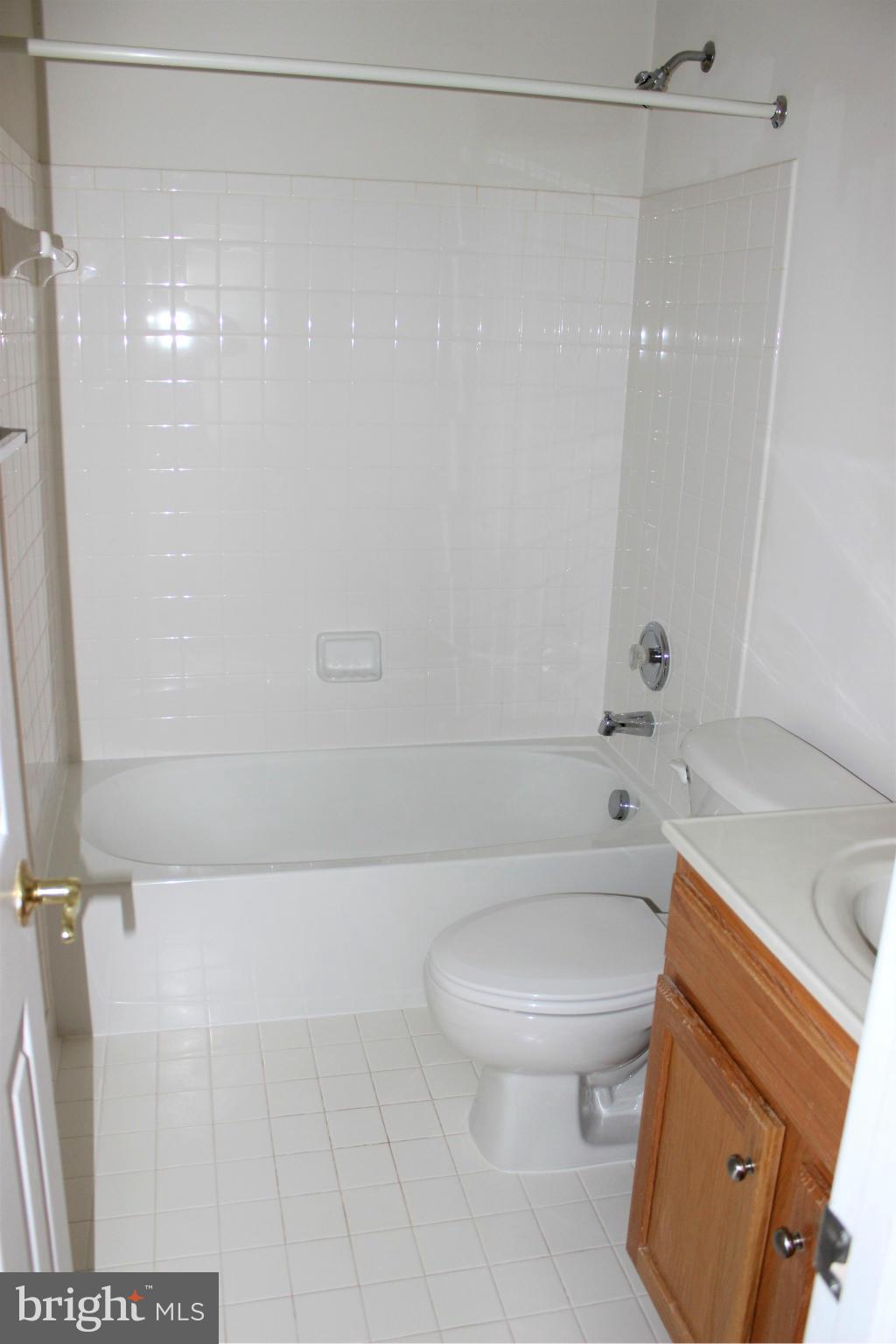 PEMBROOKE - Residential Lease