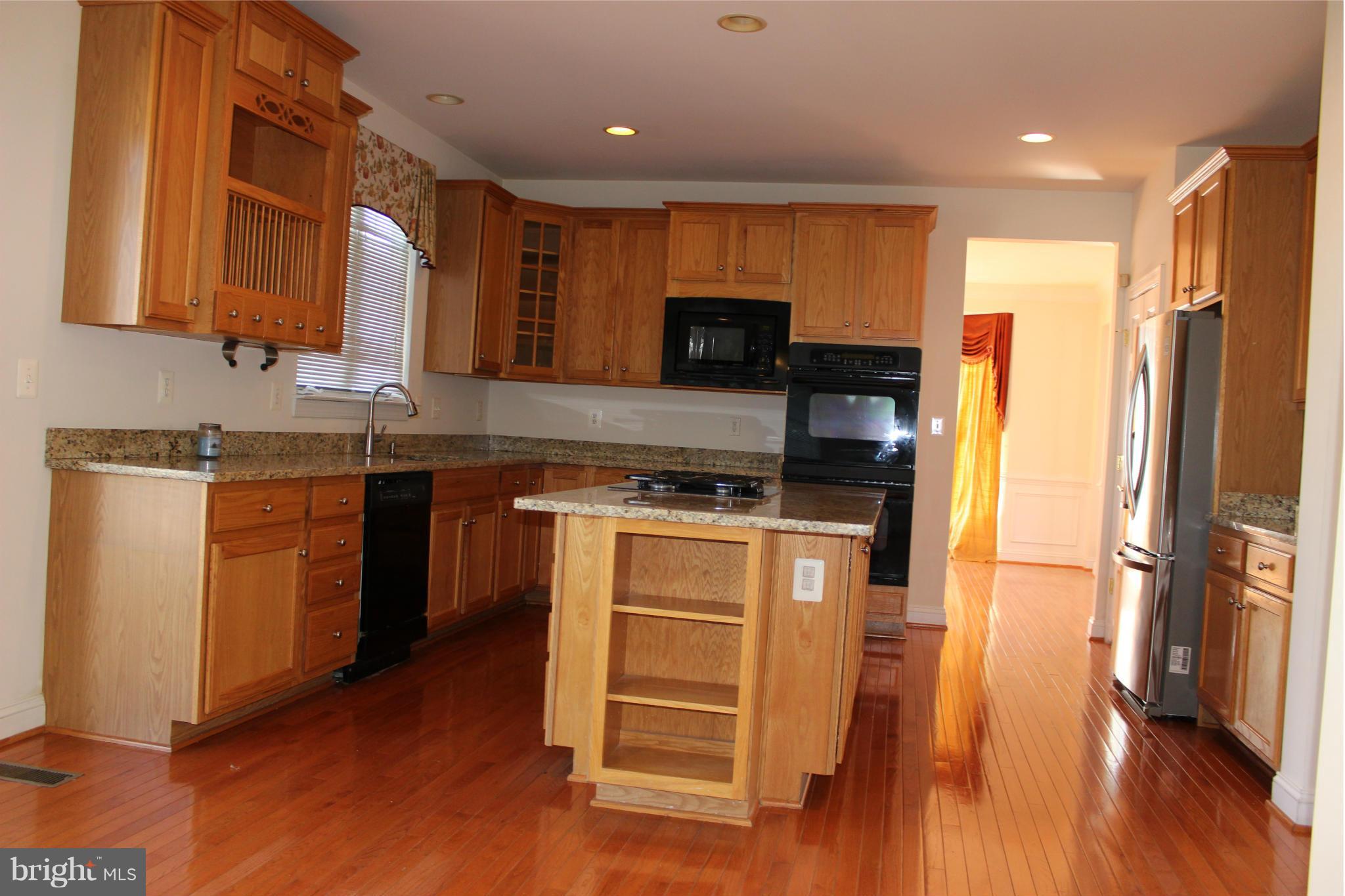PEMBROOKE - Residential Lease